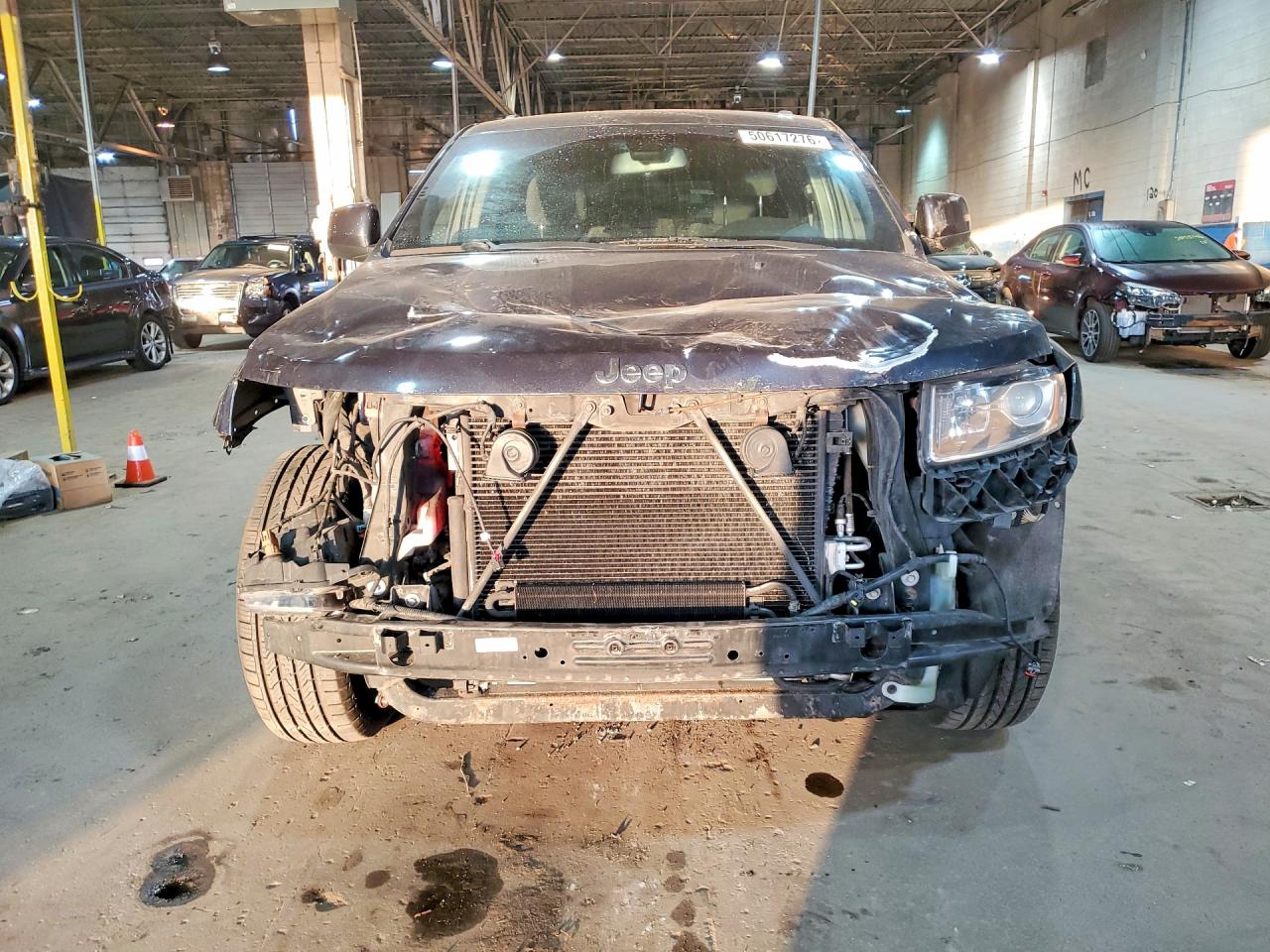 2015 Jeep Grand Cherokee Laredo Серый vin: 1C4RJFAG3FC171612