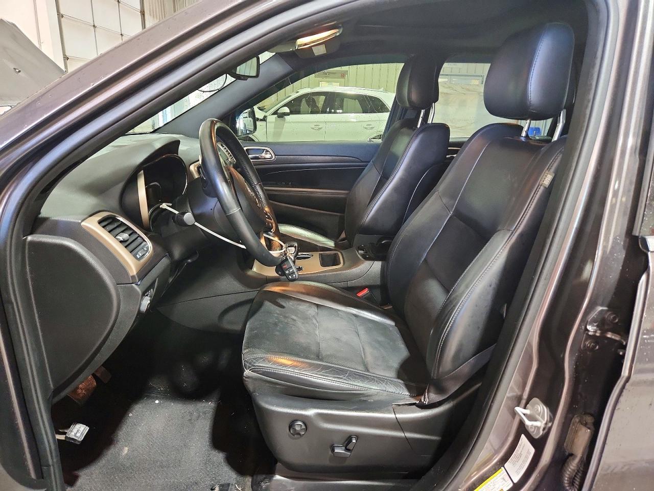 2015 Jeep Grand Cherokee Laredo Gray vin: 1C4RJFAG3FC660480