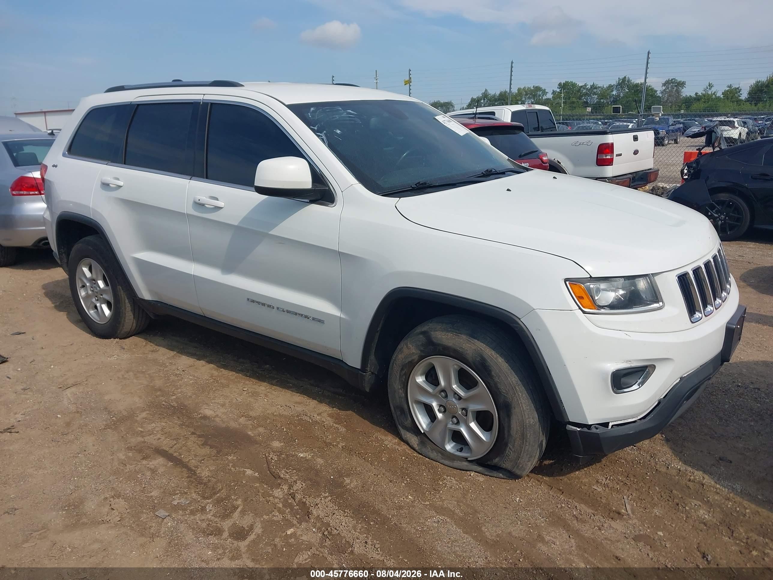2015 Jeep Grand Cherokee Laredo White vin: 1C4RJFAG3FC704218