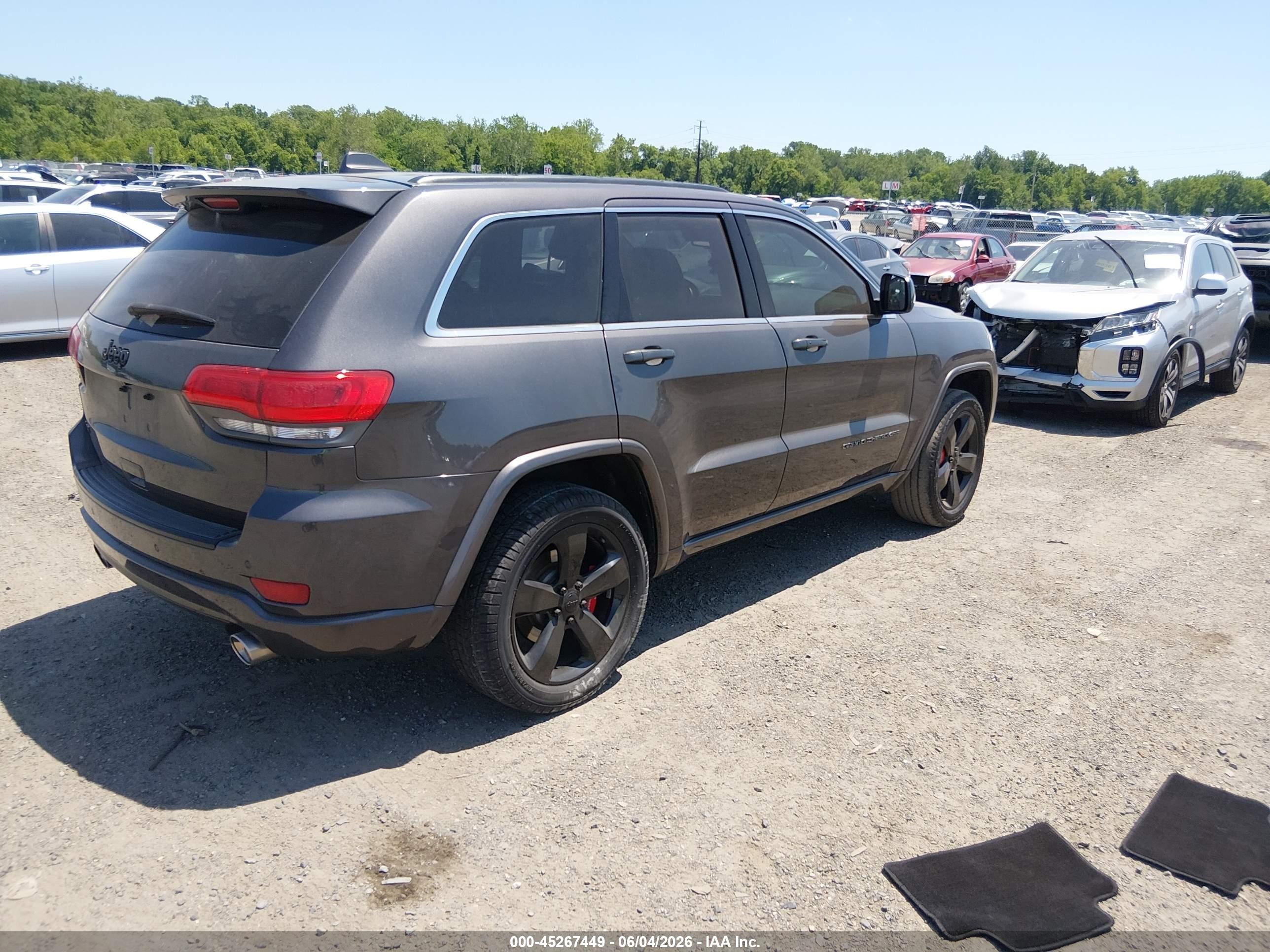 2015 Jeep Grand Cherokee Altitude Gray vin: 1C4RJFAG3FC747053