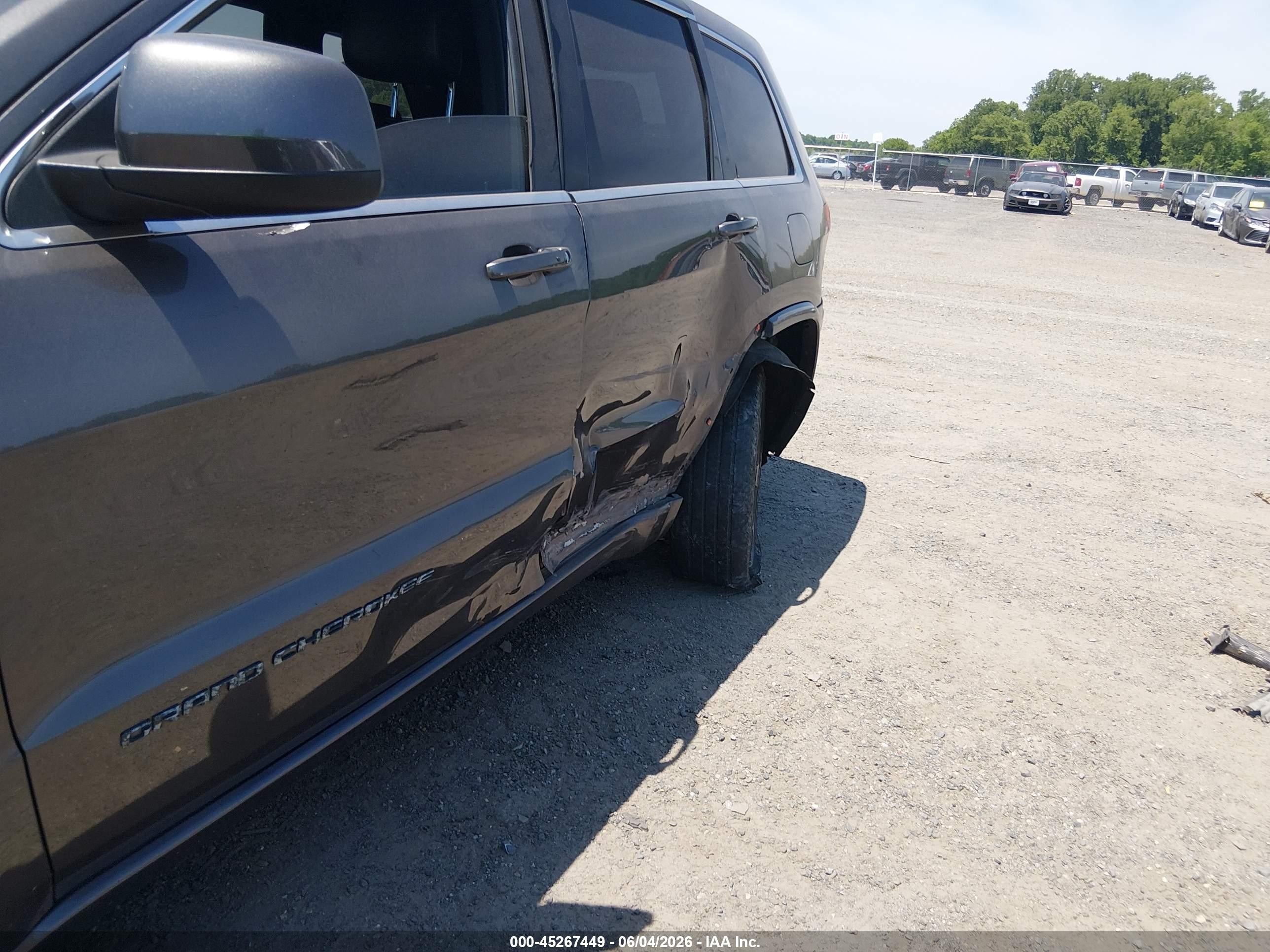 2015 Jeep Grand Cherokee Altitude Gray vin: 1C4RJFAG3FC747053