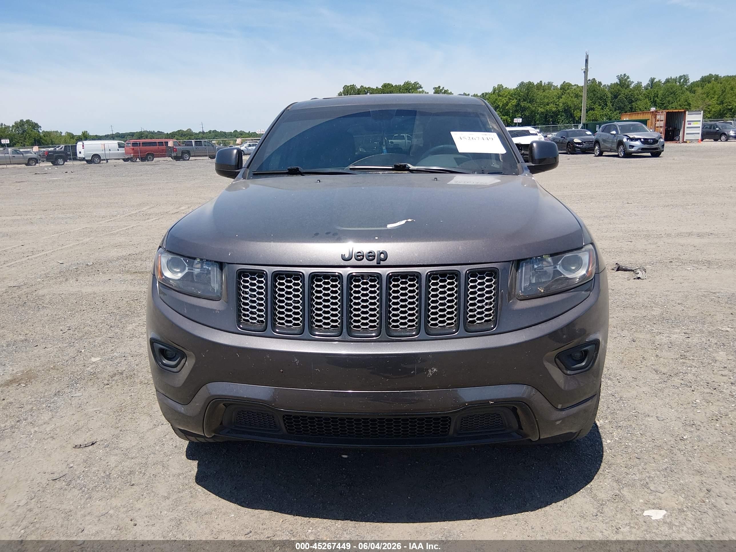 2015 Jeep Grand Cherokee Altitude Gray vin: 1C4RJFAG3FC747053