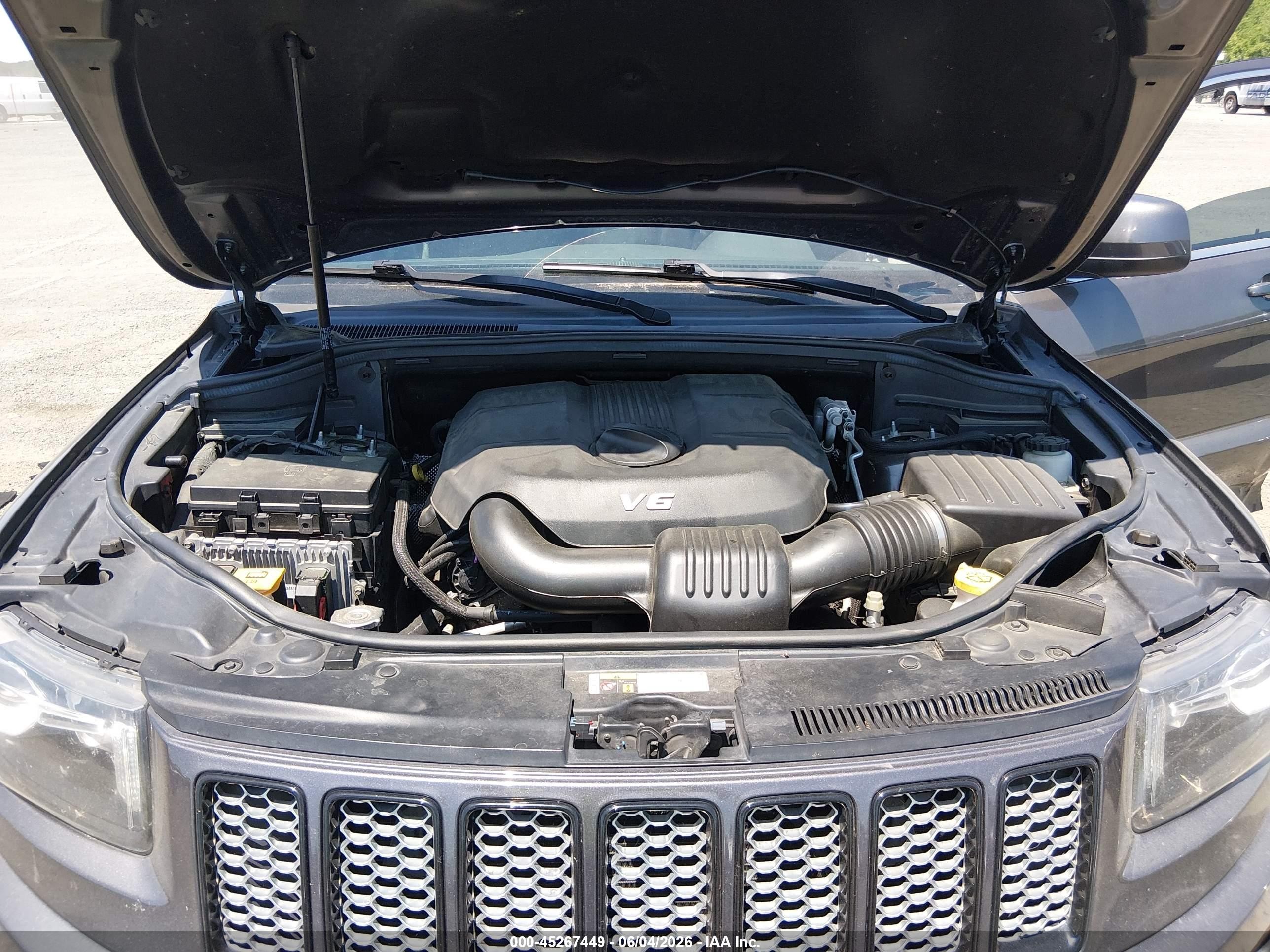 2015 Jeep Grand Cherokee Altitude Gray vin: 1C4RJFAG3FC747053