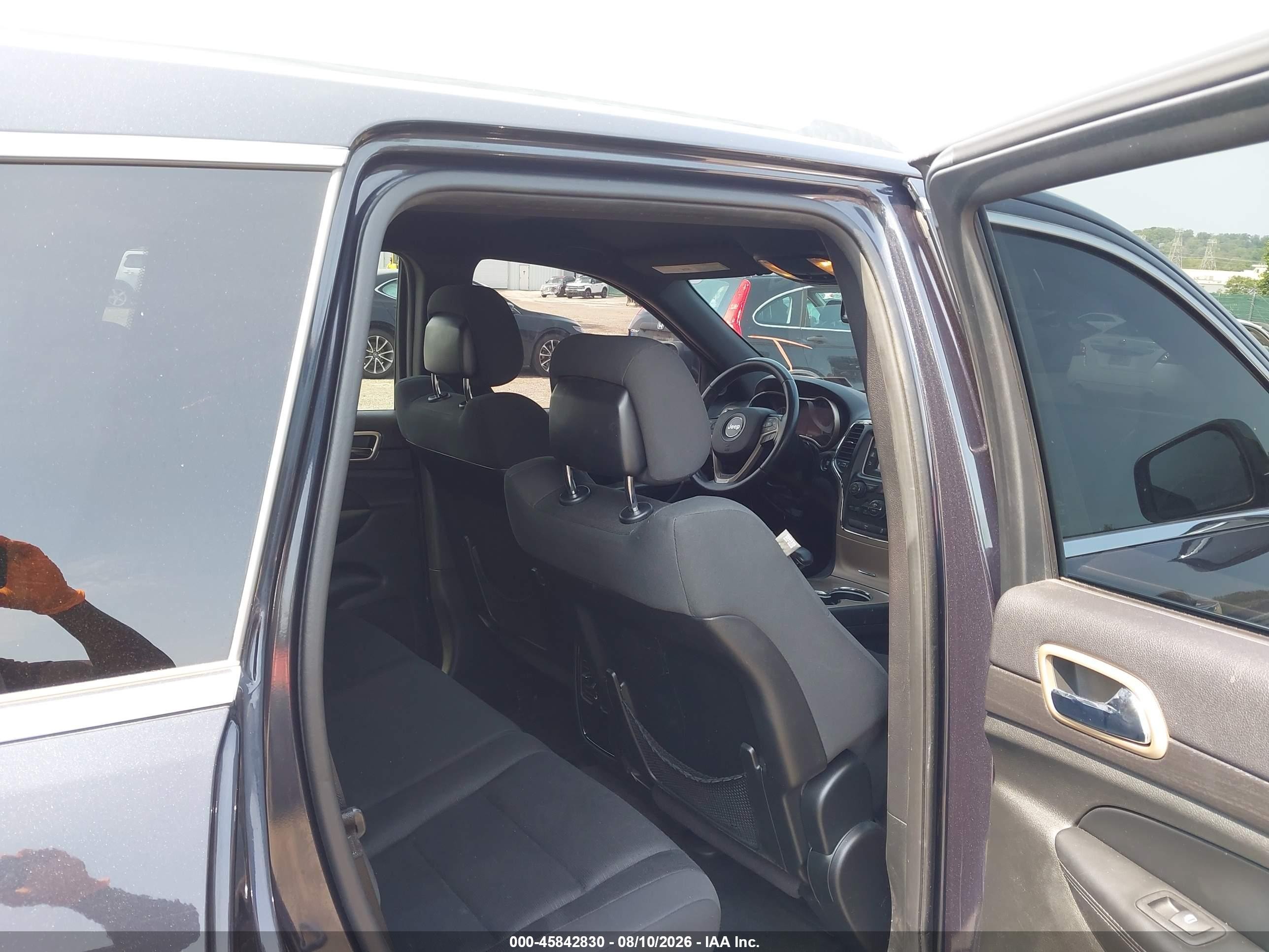 2015 Jeep Grand Cherokee Laredo Black vin: 1C4RJFAG3FC806411