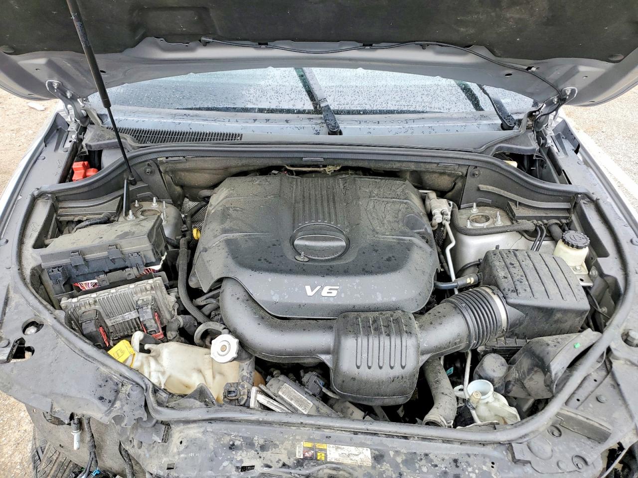 2015 Jeep Grand Cherokee Laredo Серебряный vin: 1C4RJFAG3FC864888