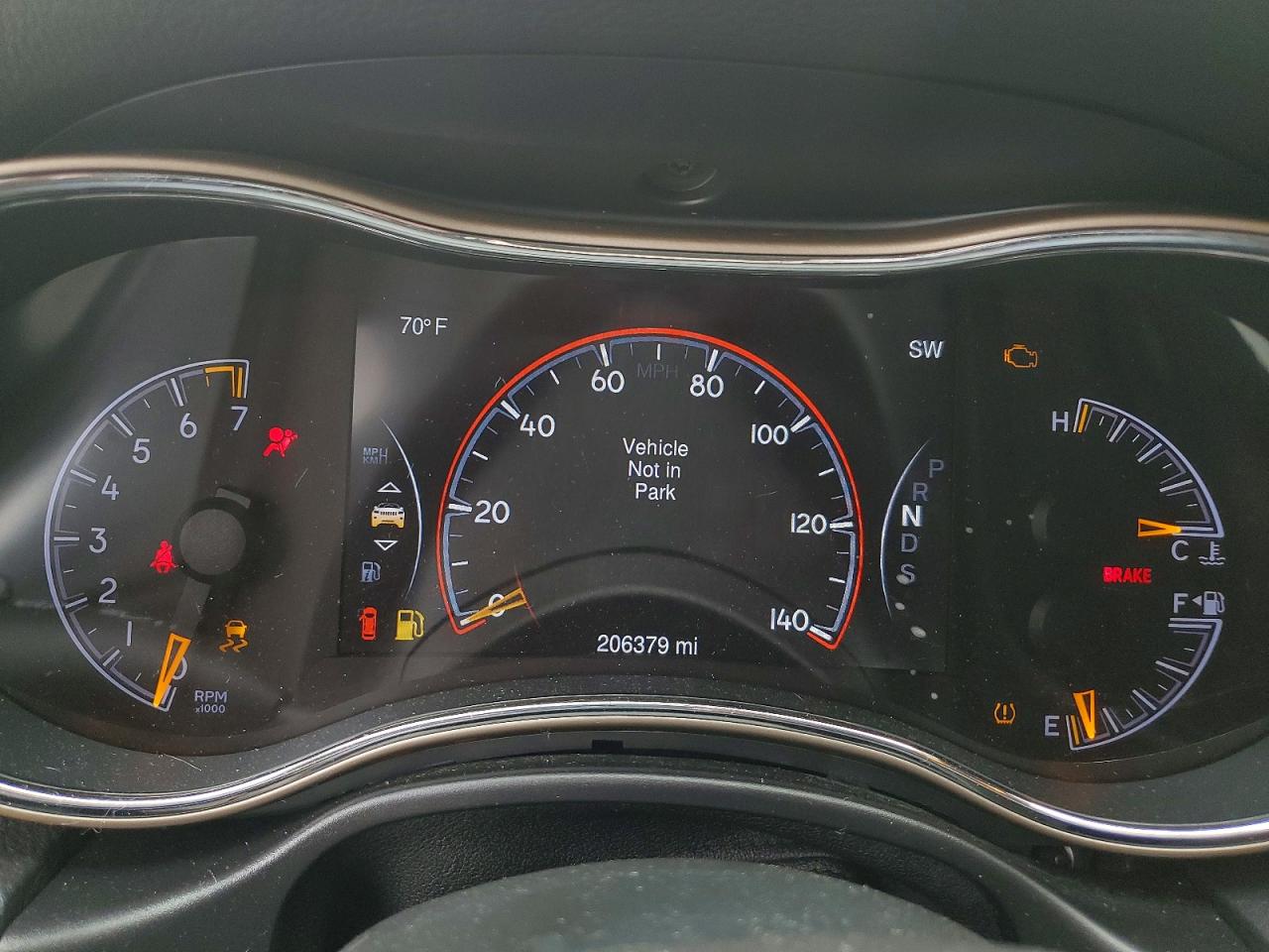 2015 Jeep Grand Cherokee Laredo Серебряный vin: 1C4RJFAG3FC864888