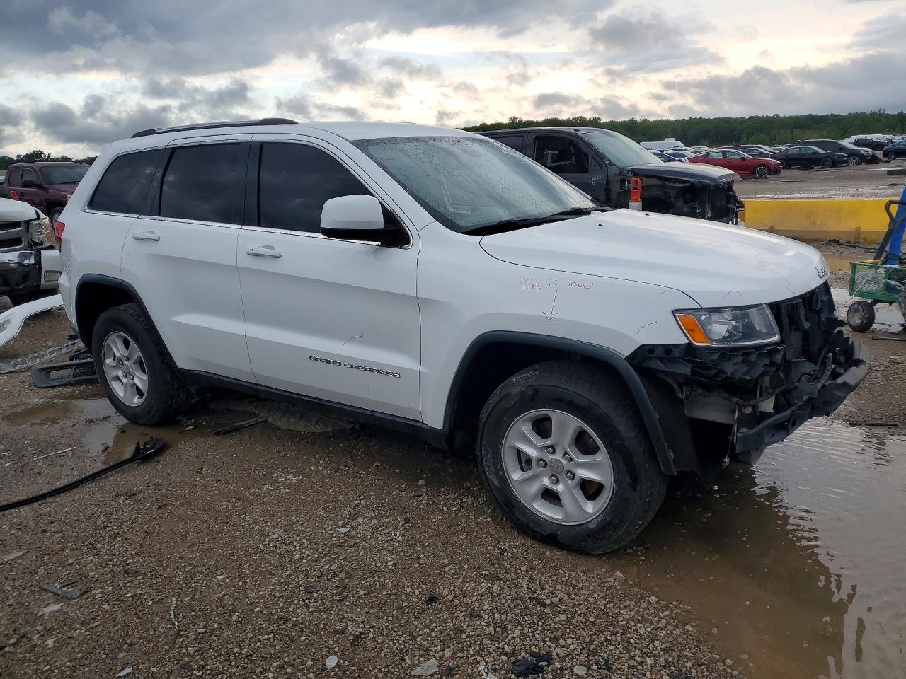 2015 Jeep Grand Cherokee Laredo White vin: 1C4RJFAG3FC945843