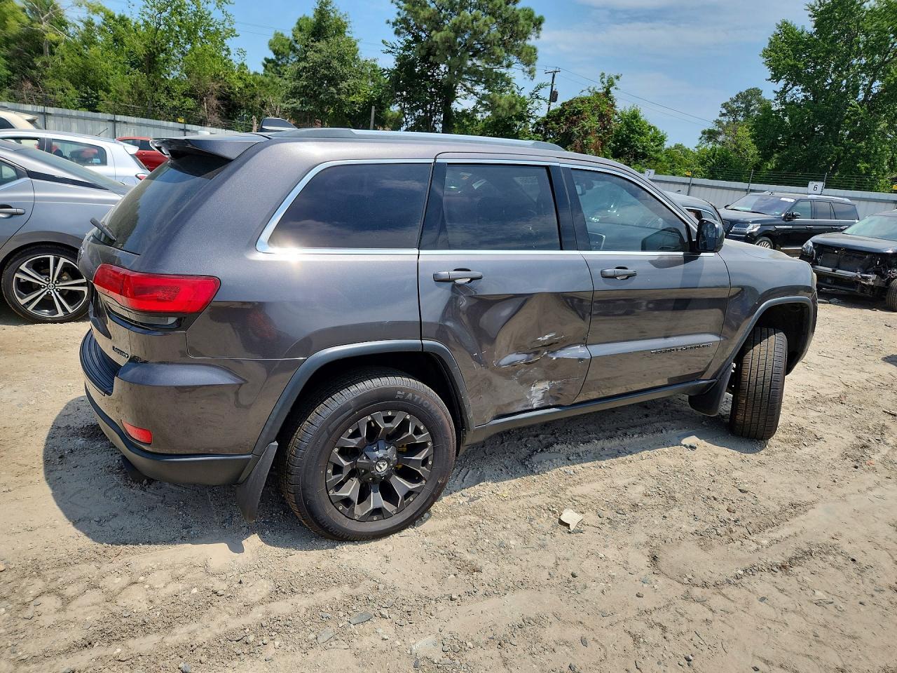 2016 Jeep Grand Cherokee Laredo Gray vin: 1C4RJFAG3GC366529