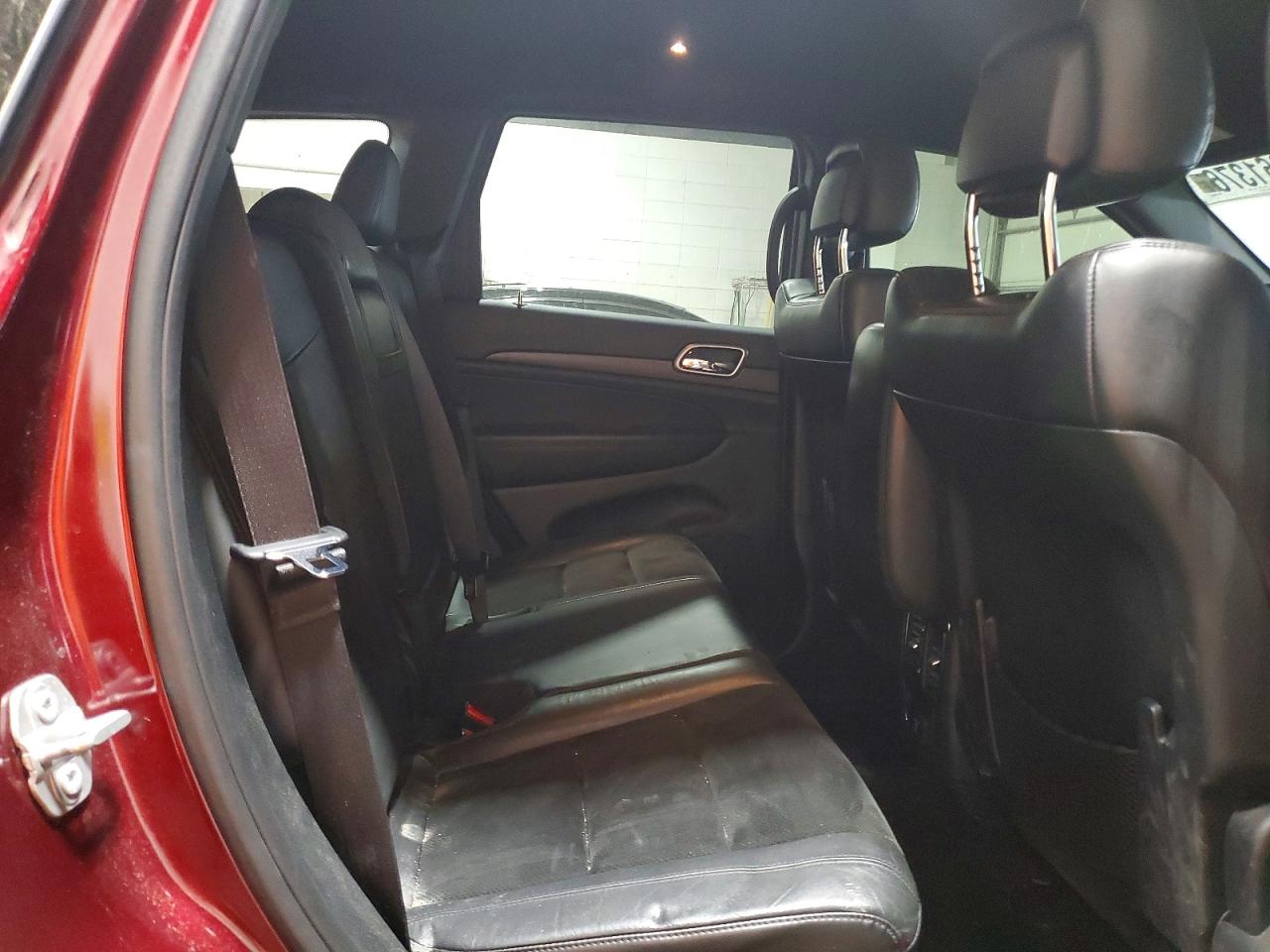 2017 Jeep Grand Cherokee Laredo Темно-бордовый vin: 1C4RJFAG3HC876459