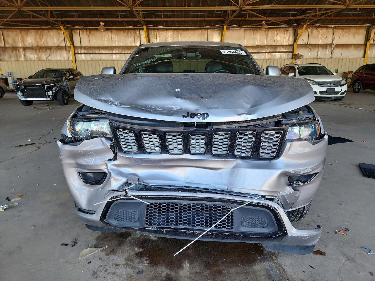 2017 Jeep Grand Cherokee Laredo Silver vin: 1C4RJFAG3HC910349