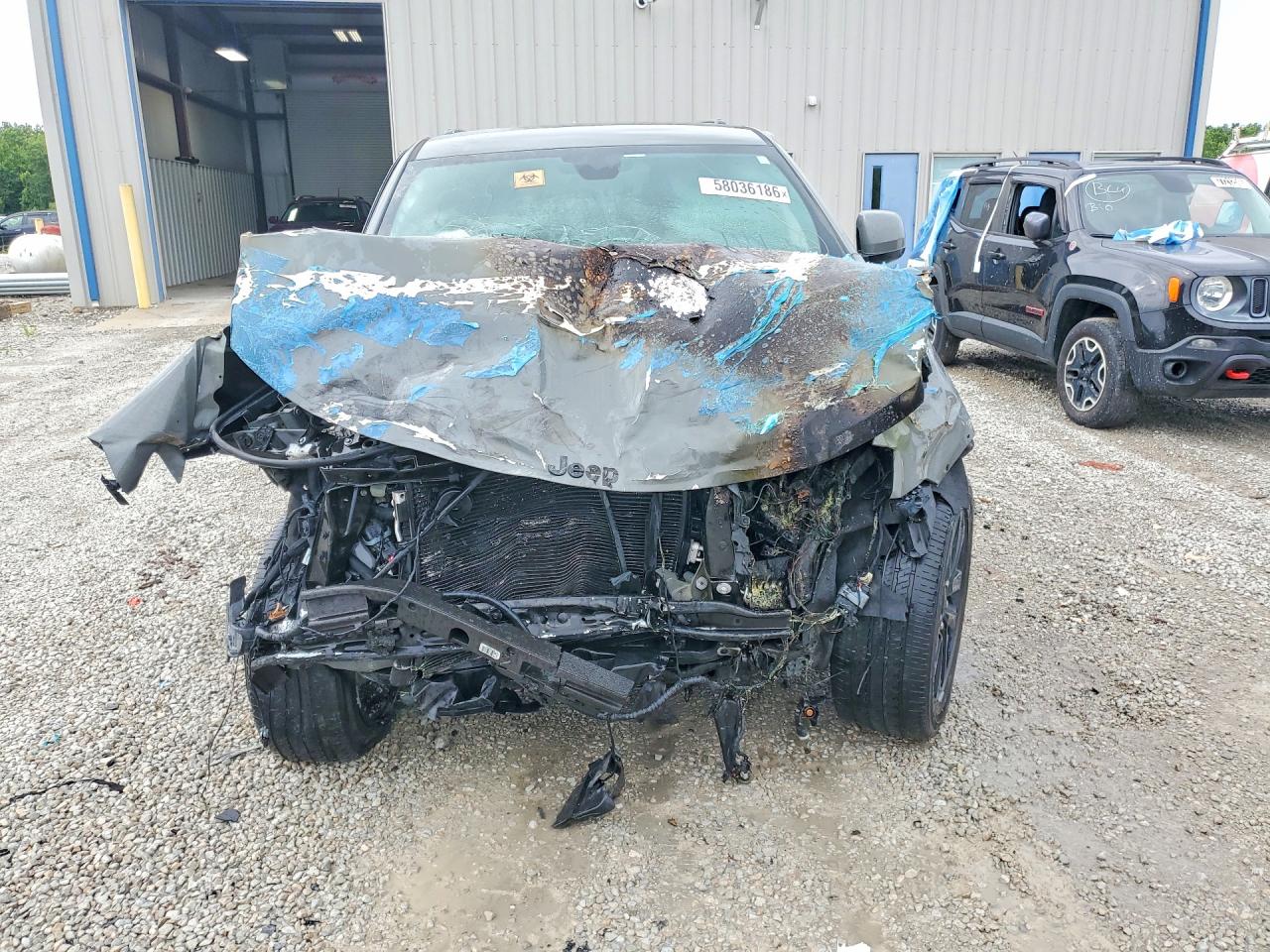 2021 Jeep Grand Cherokee Laredo Gray vin: 1C4RJFAG3MC590055