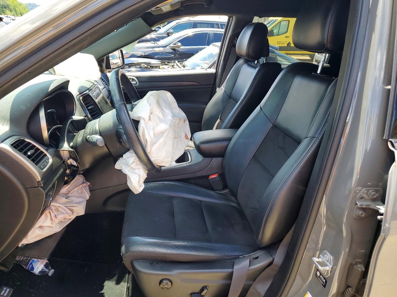 2021 Jeep Grand Cherokee Laredo Gray vin: 1C4RJFAG3MC590055