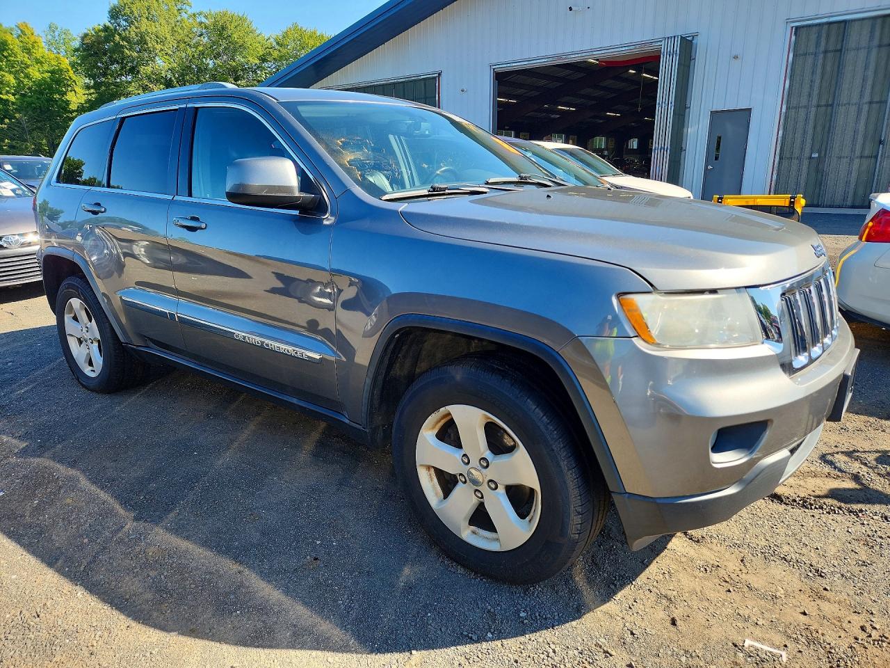 2012 Jeep Grand Cherokee Laredo Gray vin: 1C4RJFAG4CC115691