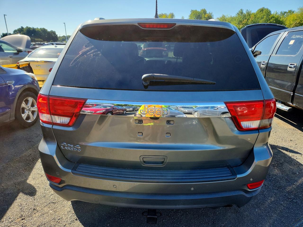 2012 Jeep Grand Cherokee Laredo Gray vin: 1C4RJFAG4CC115691
