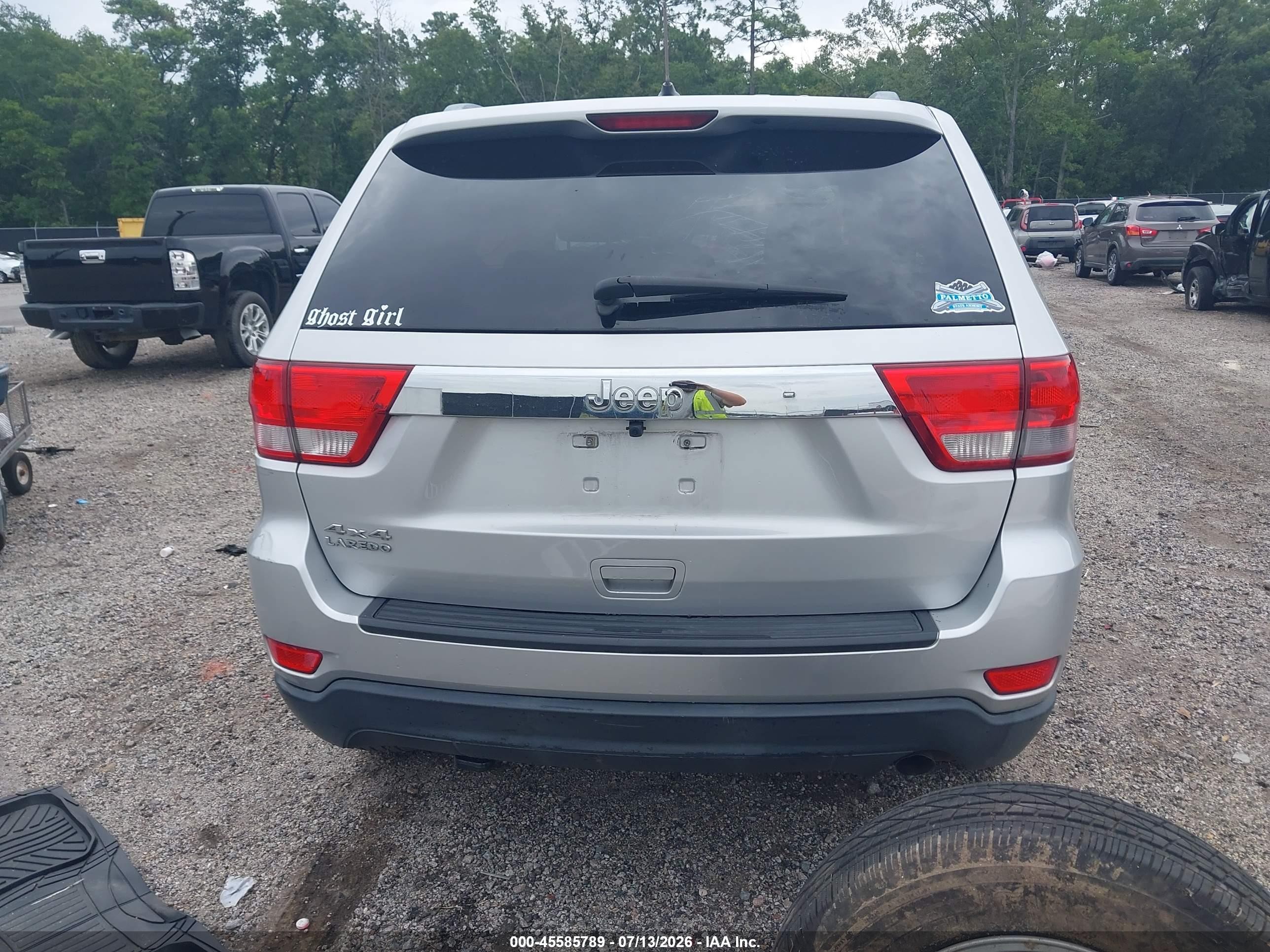 2012 Jeep Grand Cherokee Laredo Silver vin: 1C4RJFAG4CC124973
