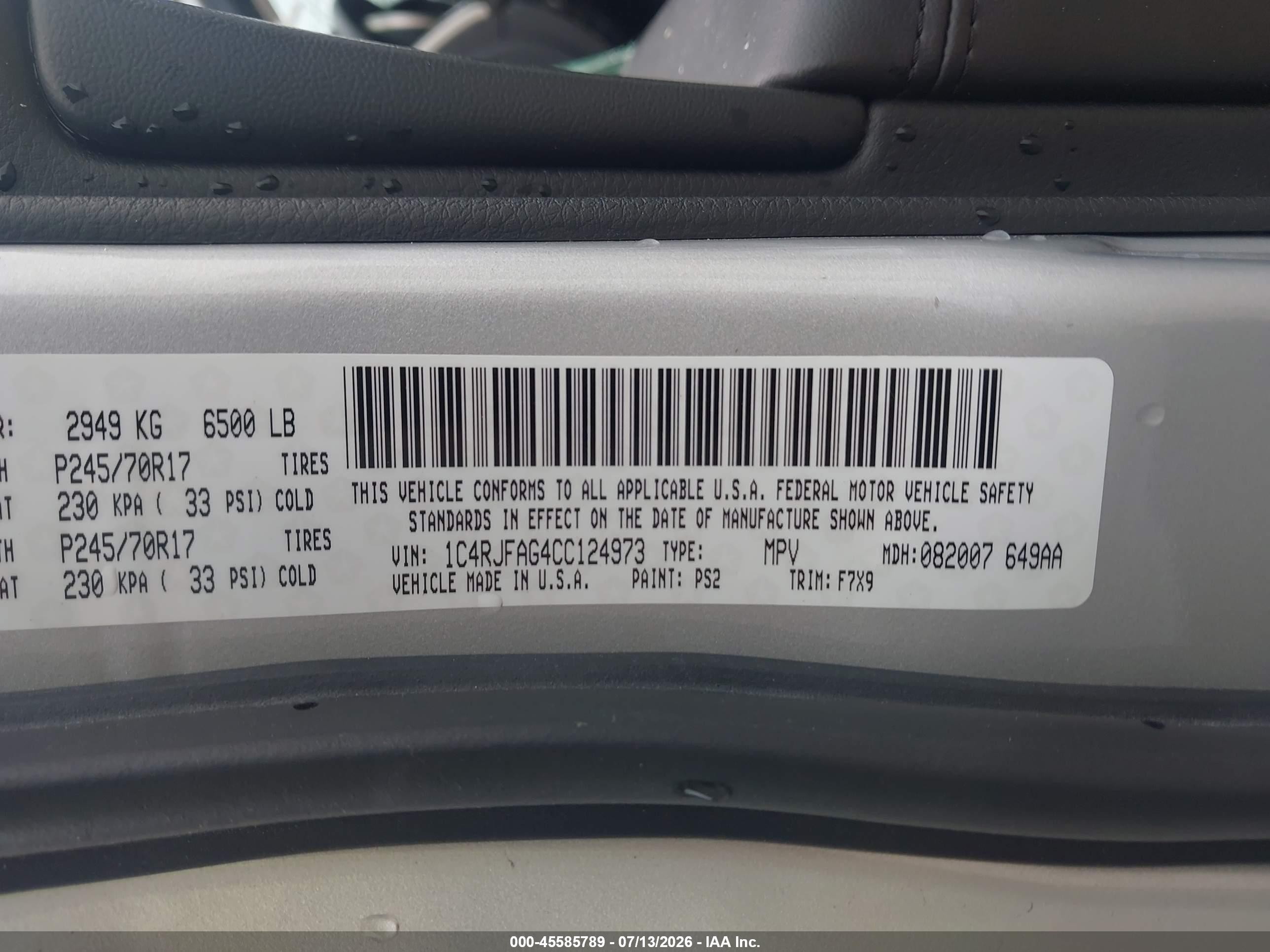 2012 Jeep Grand Cherokee Laredo Silver vin: 1C4RJFAG4CC124973