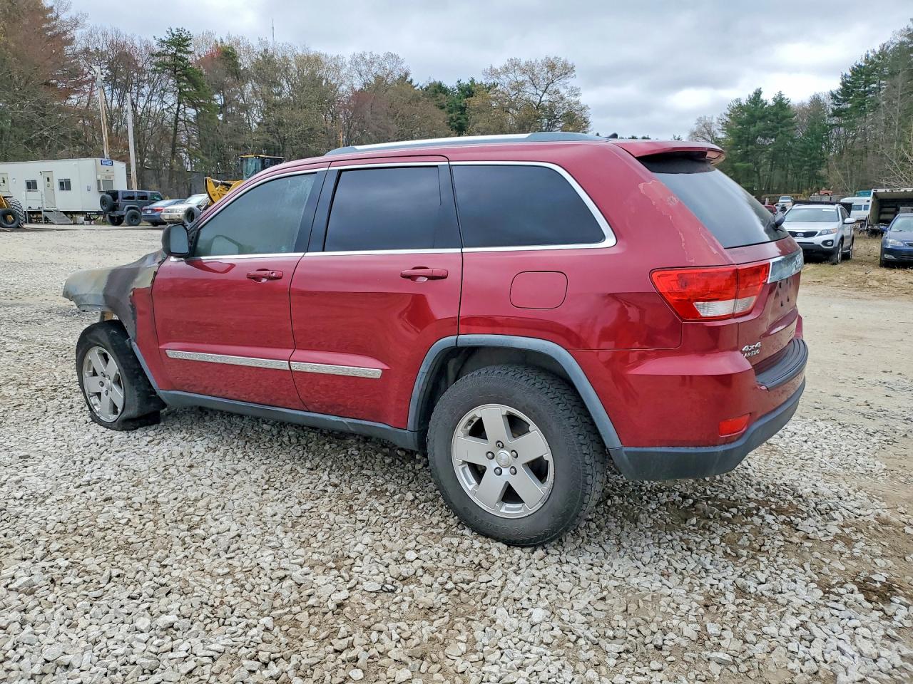 2012 Jeep Grand Cherokee Laredo Red vin: 1C4RJFAG4CC140803