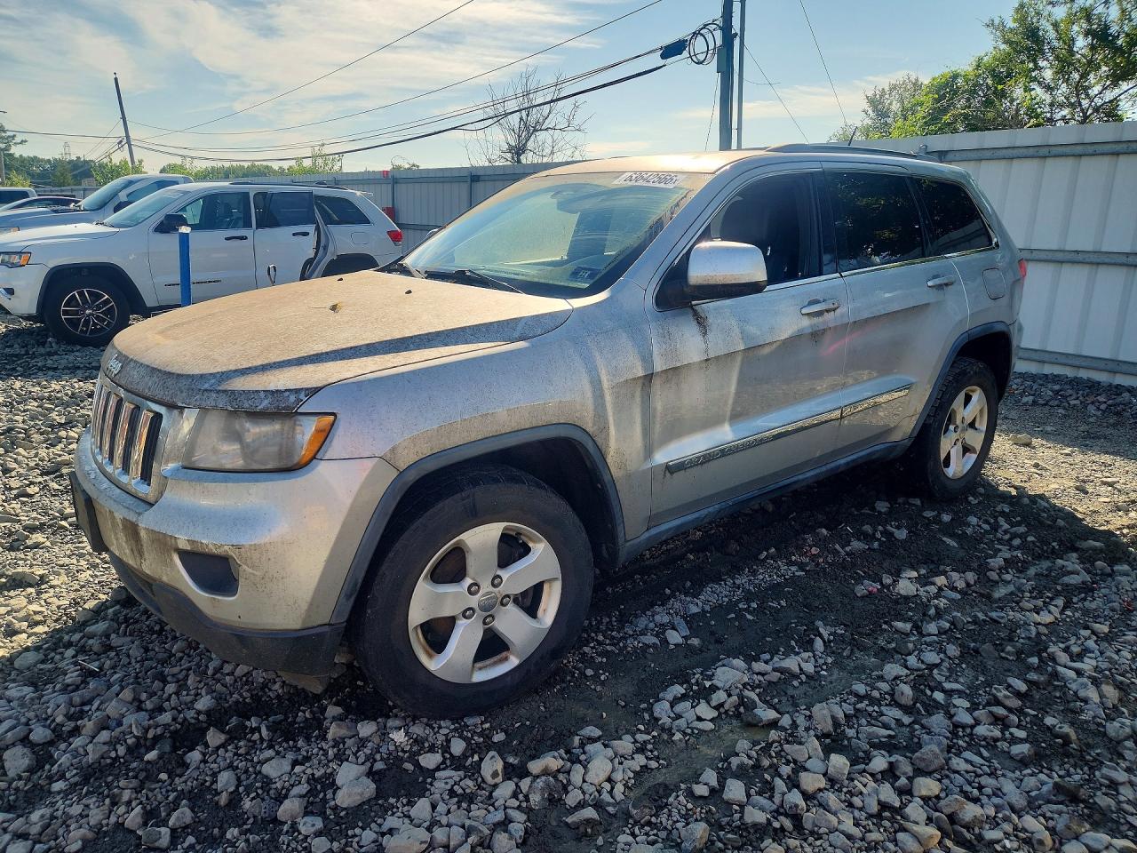 2012 Jeep Grand Cherokee Laredo Серебряный vin: 1C4RJFAG4CC150747