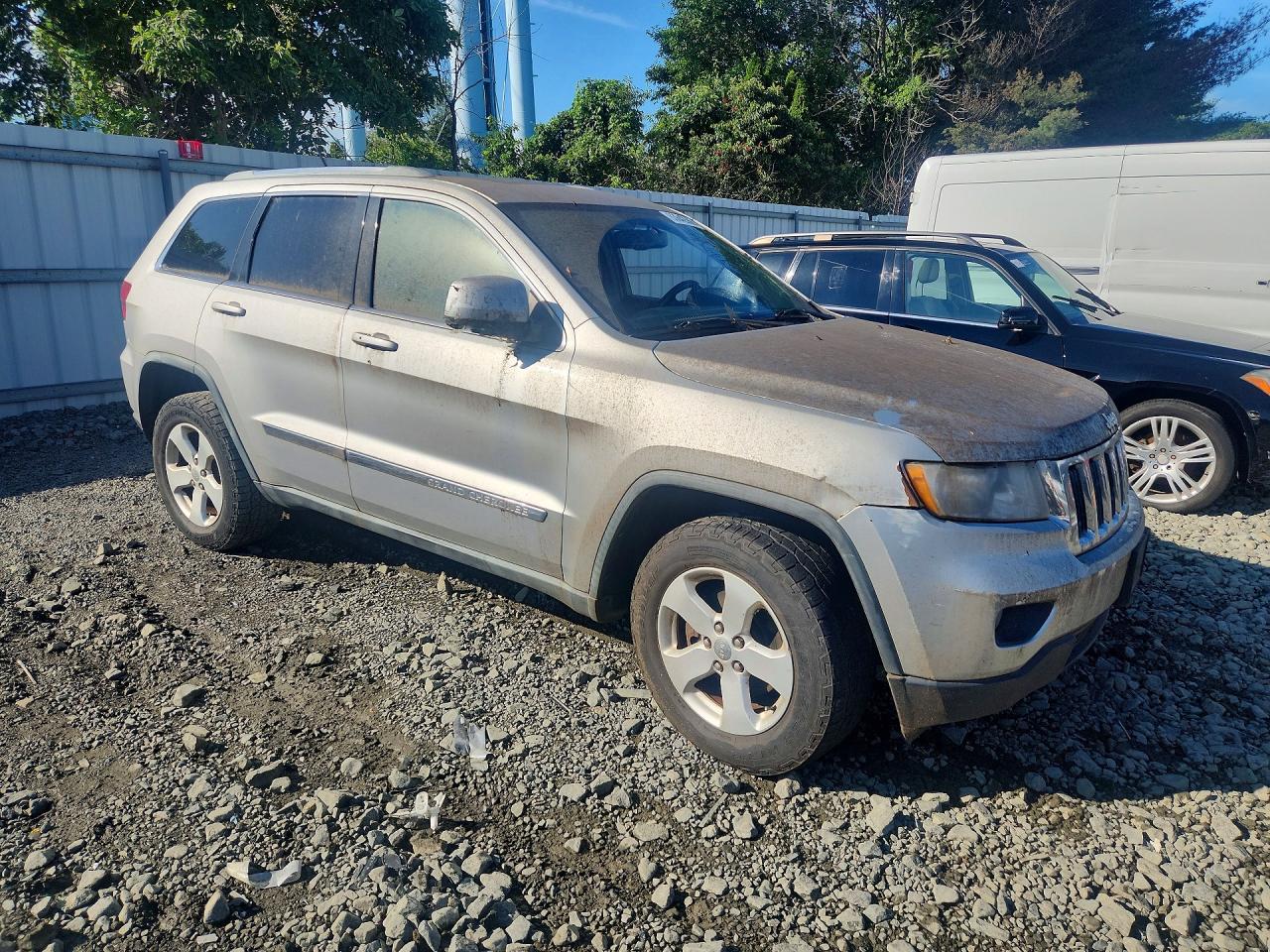 2012 Jeep Grand Cherokee Laredo Silver vin: 1C4RJFAG4CC150747