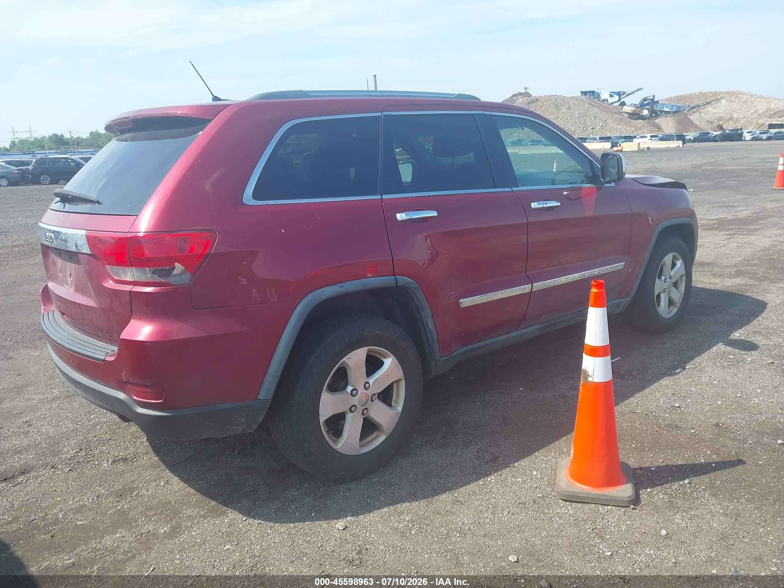 2012 Jeep Grand Cherokee Laredo Красный vin: 1C4RJFAG4CC156726