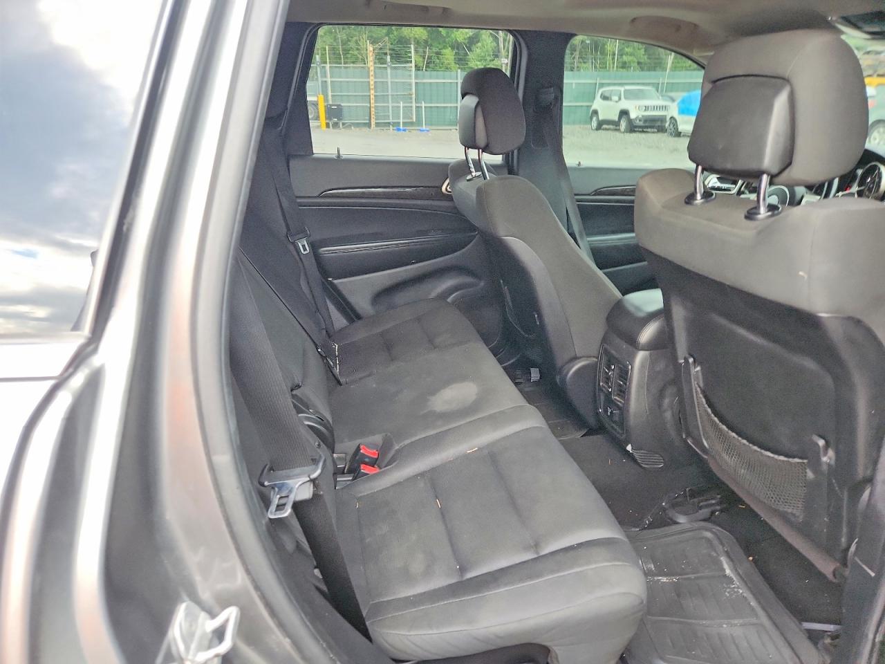 2012 Jeep Grand Cherokee Laredo Серый vin: 1C4RJFAG4CC160338