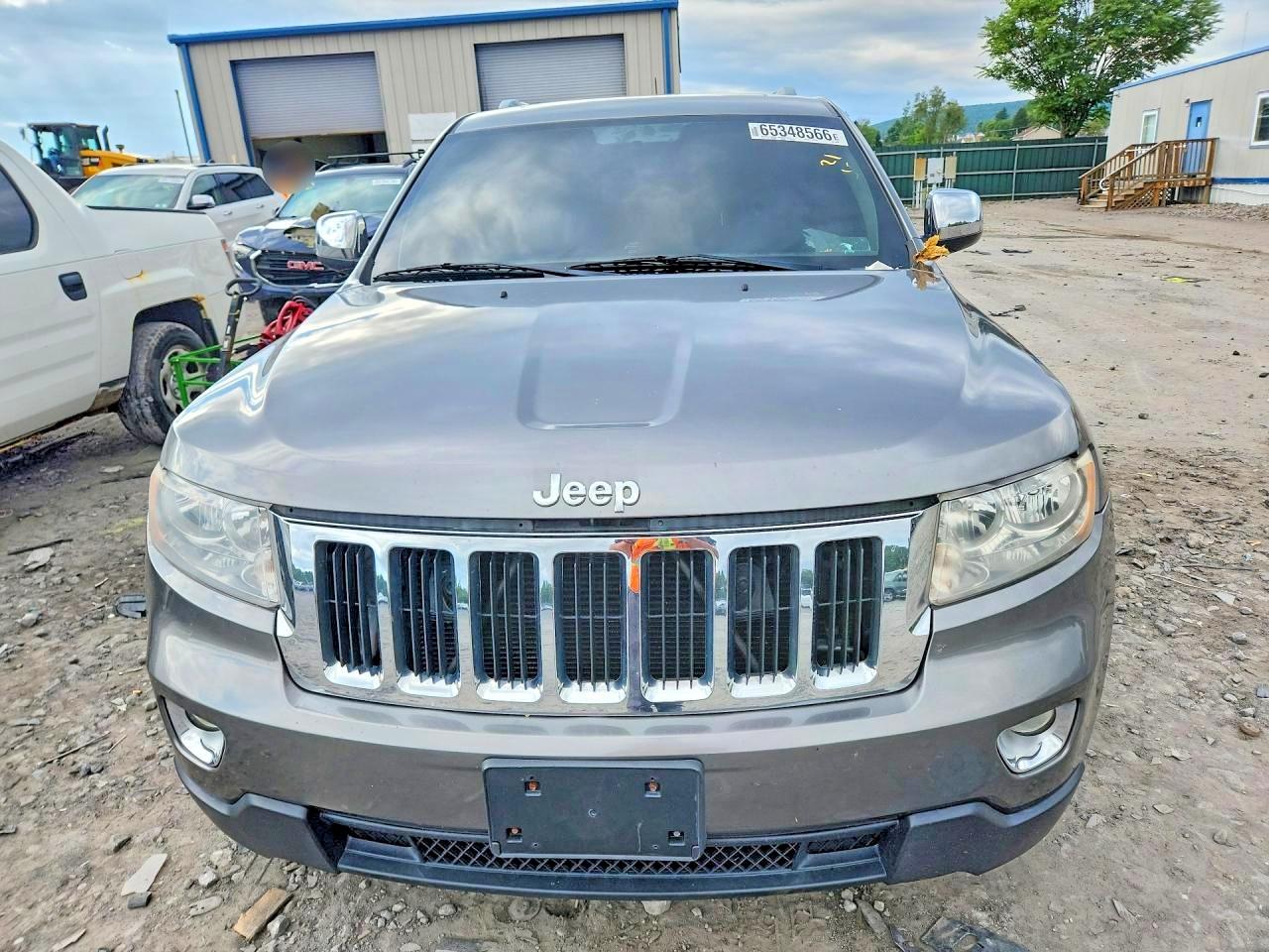 2012 Jeep Grand Cherokee Laredo Серый vin: 1C4RJFAG4CC160338