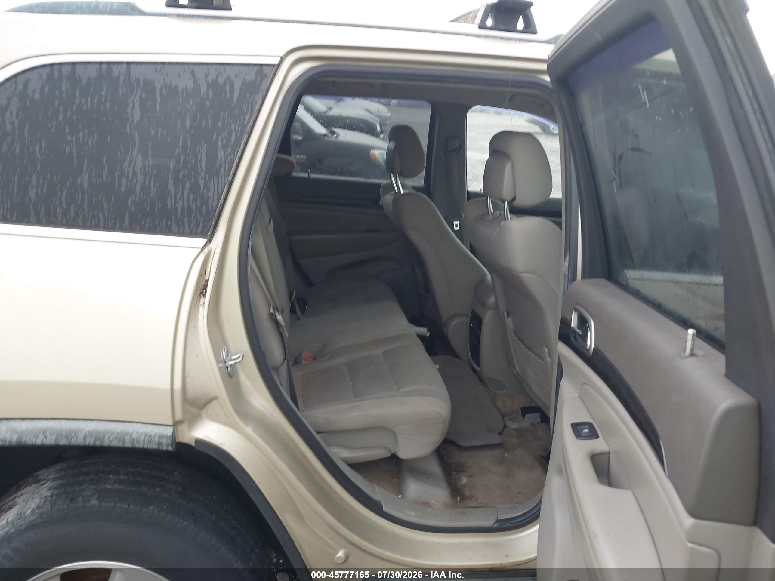 2012 Jeep Grand Cherokee Laredo Gold vin: 1C4RJFAG4CC179939
