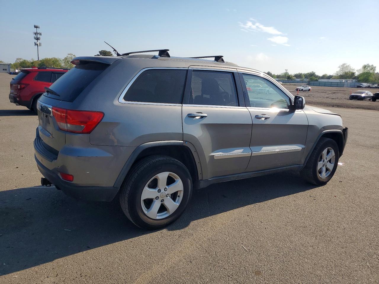 2012 Jeep Grand Cherokee Laredo Серый vin: 1C4RJFAG4CC201311