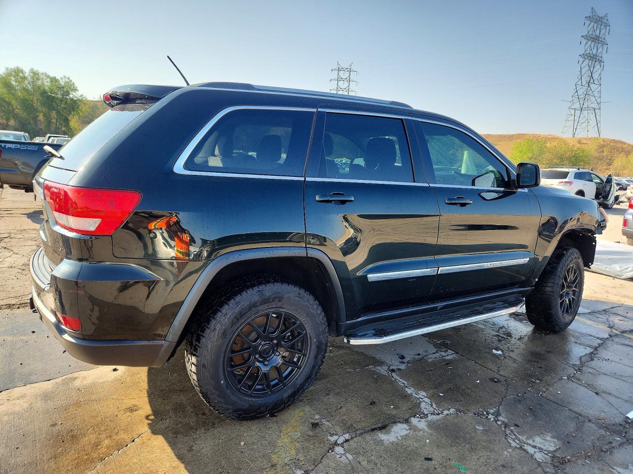 2012 Jeep Grand Cherokee Laredo Green vin: 1C4RJFAG4CC216634