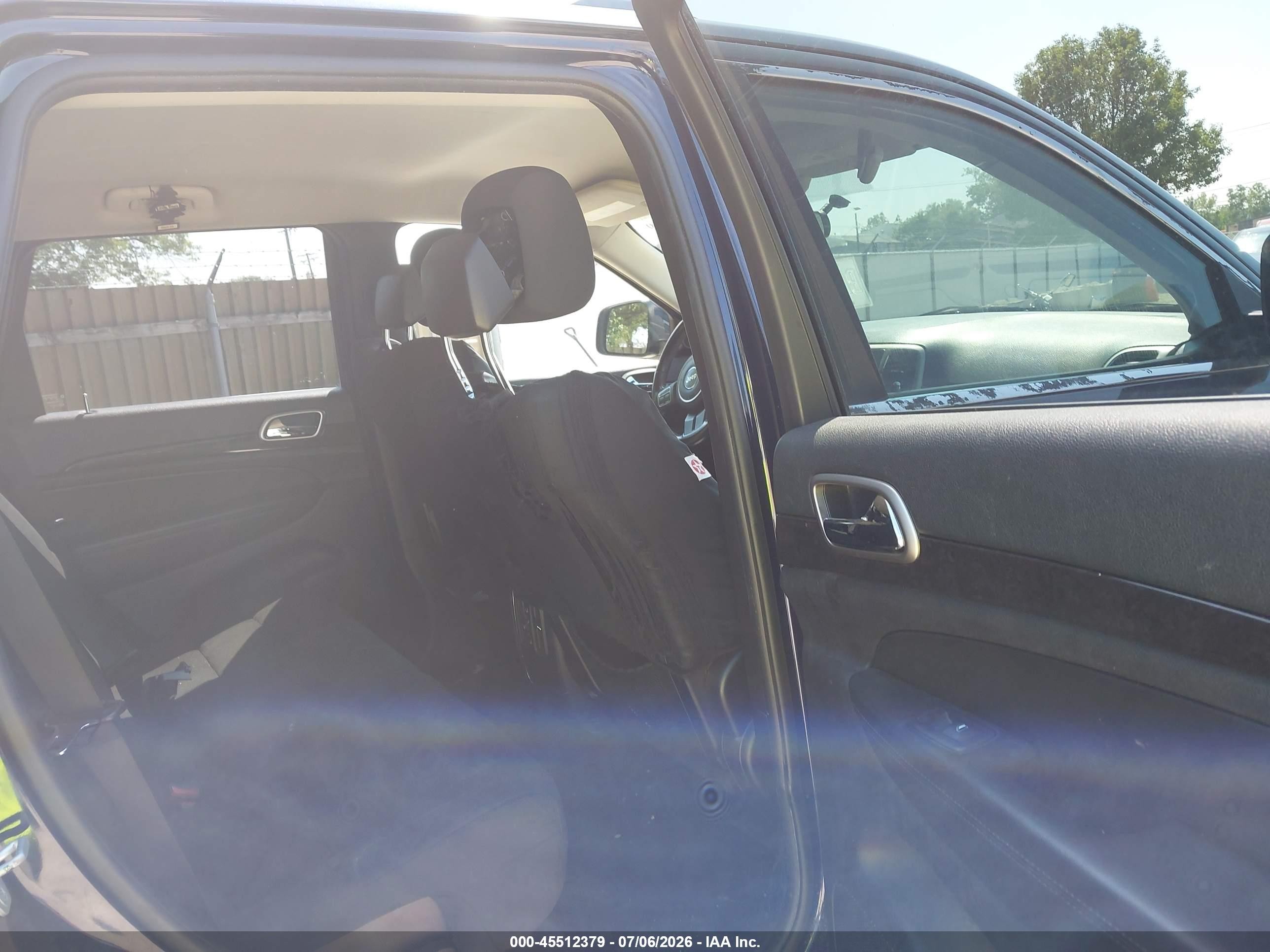 2012 Jeep Grand Cherokee Laredo Blue vin: 1C4RJFAG4CC298770