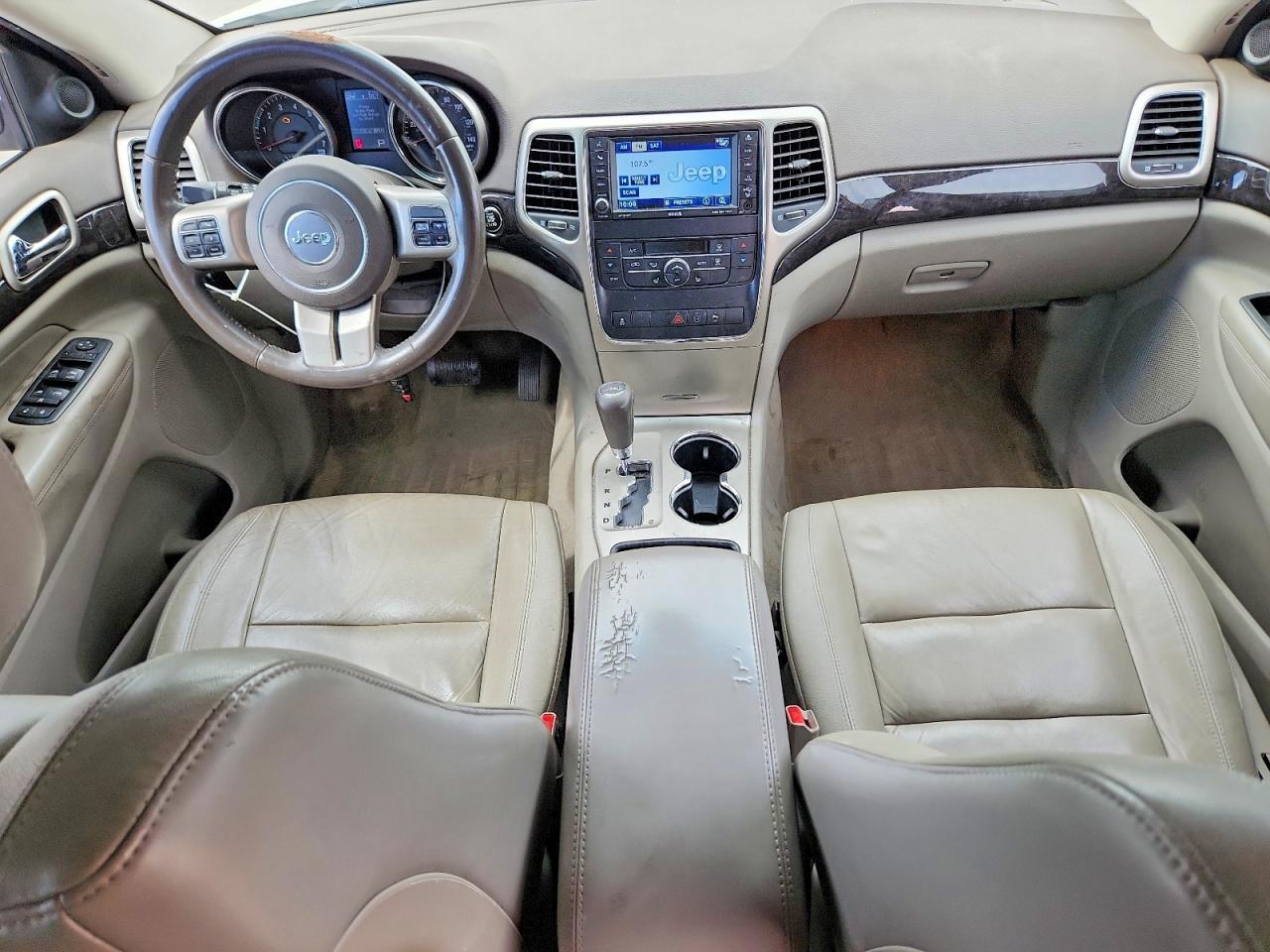 2012 Jeep Grand Cherokee Laredo White vin: 1C4RJFAG4CC329242
