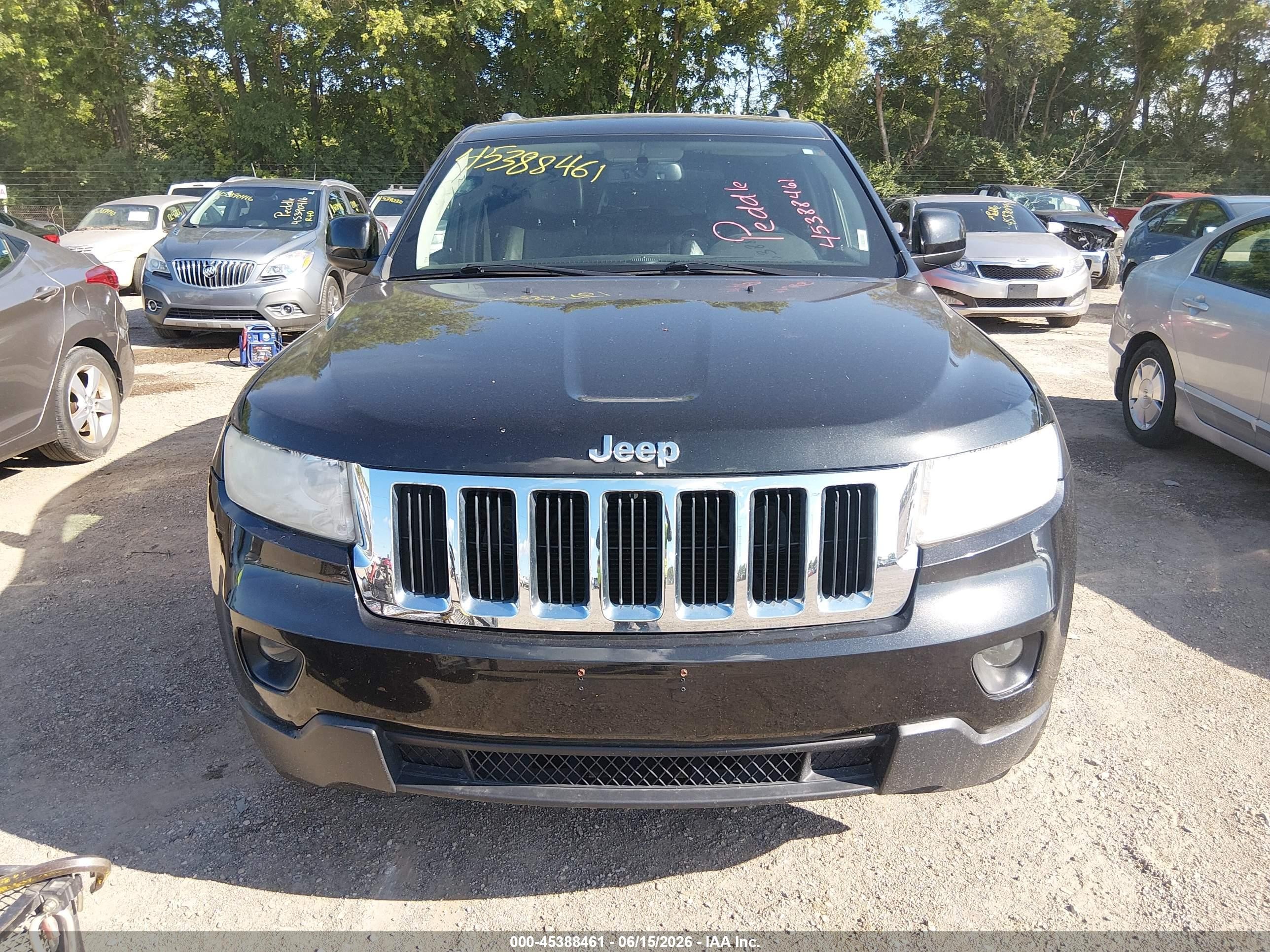 2013 Jeep Grand Cherokee Laredo Black vin: 1C4RJFAG4DC542211