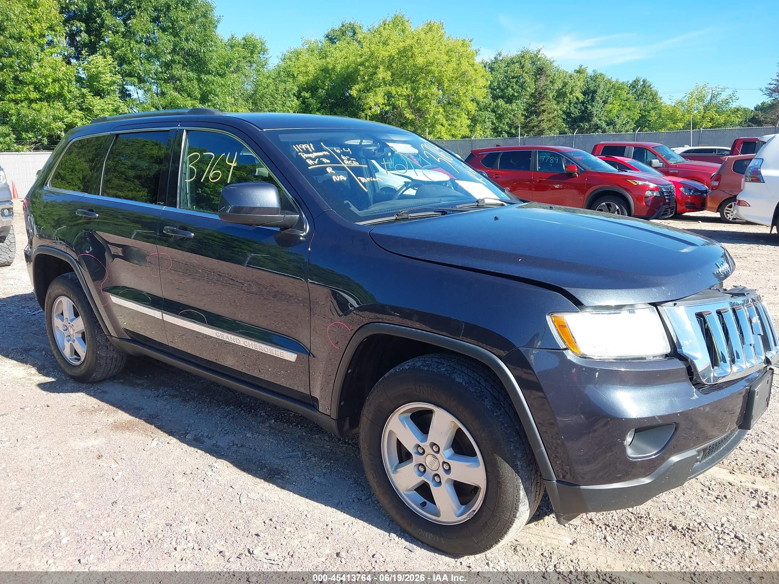 2013 Jeep Grand Cherokee Laredo Blue vin: 1C4RJFAG4DC616324