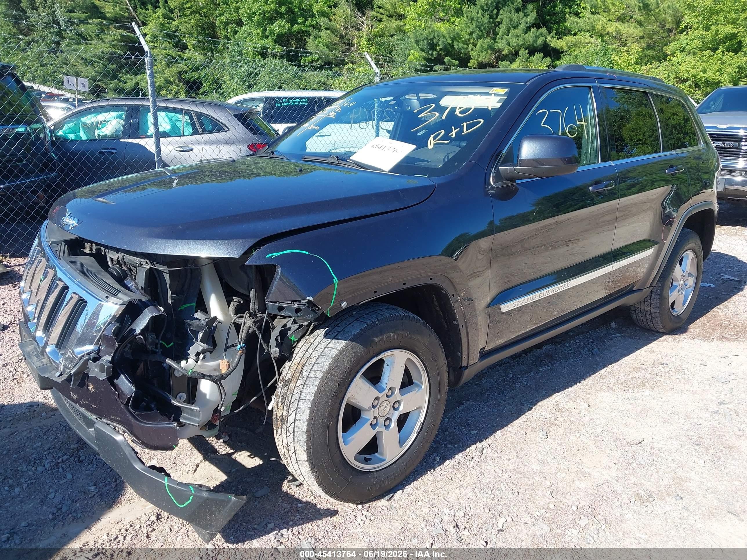 2013 Jeep Grand Cherokee Laredo Синий vin: 1C4RJFAG4DC616324