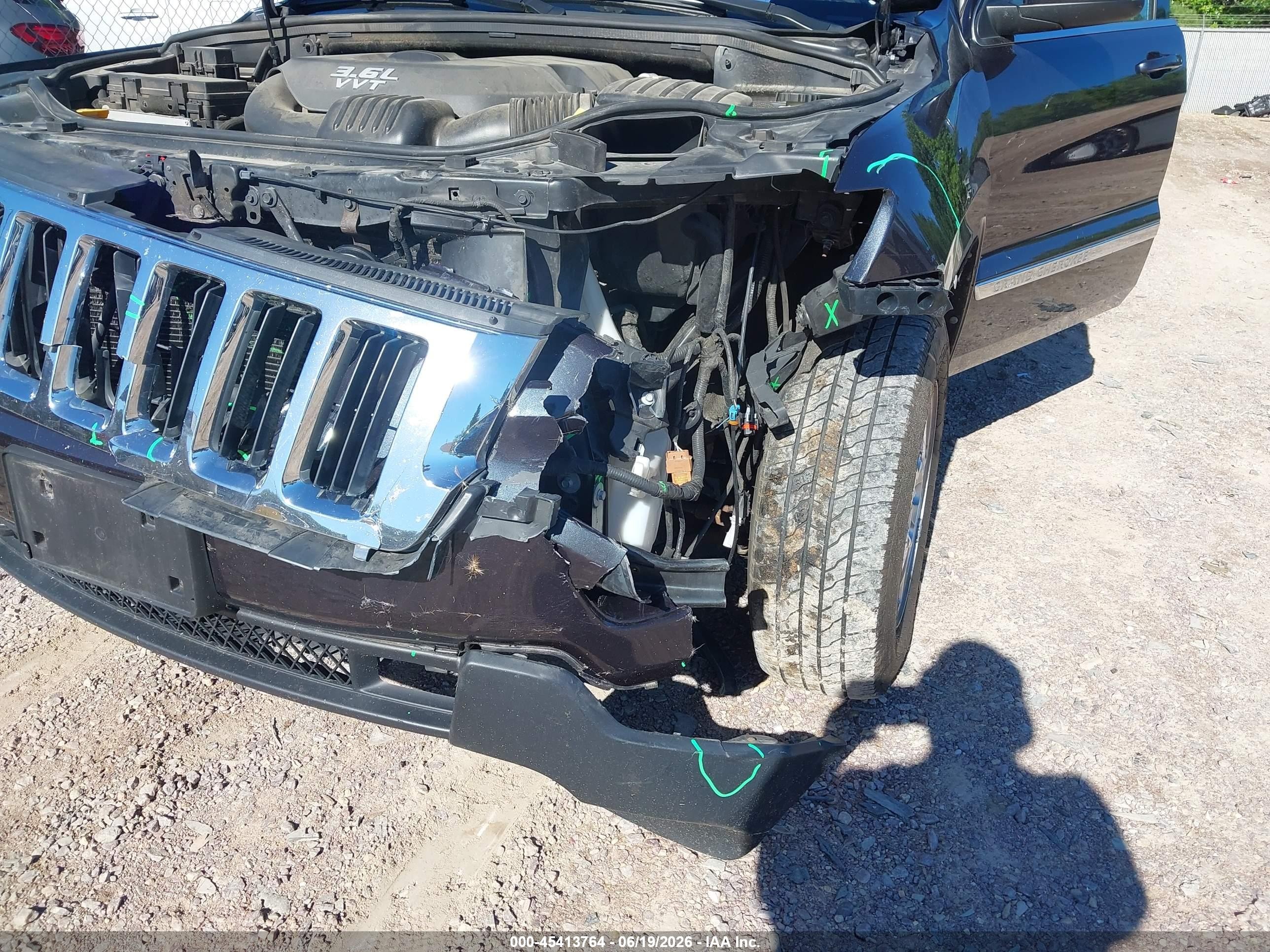 2013 Jeep Grand Cherokee Laredo Синий vin: 1C4RJFAG4DC616324