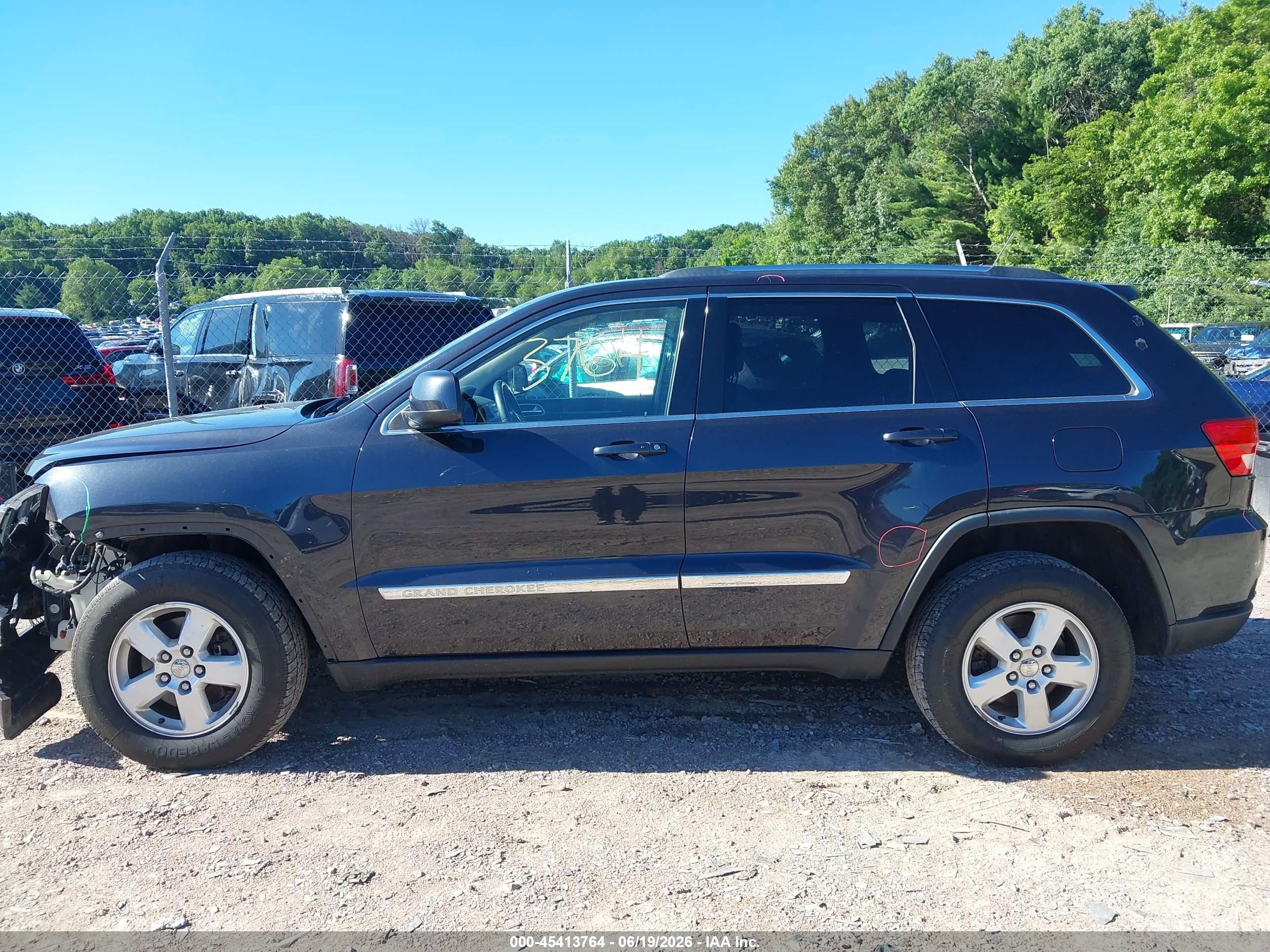 2013 Jeep Grand Cherokee Laredo Синий vin: 1C4RJFAG4DC616324