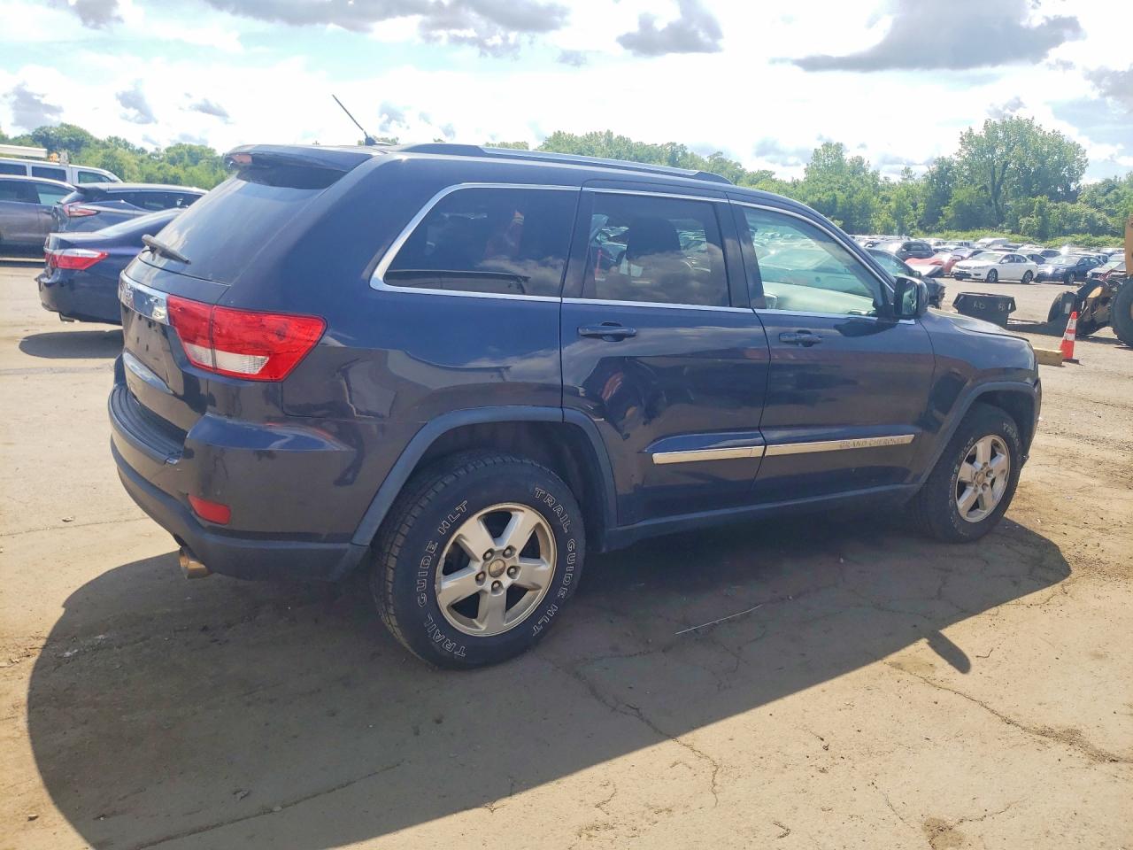 2013 Jeep Grand Cherokee Laredo Blue vin: 1C4RJFAG4DC635956