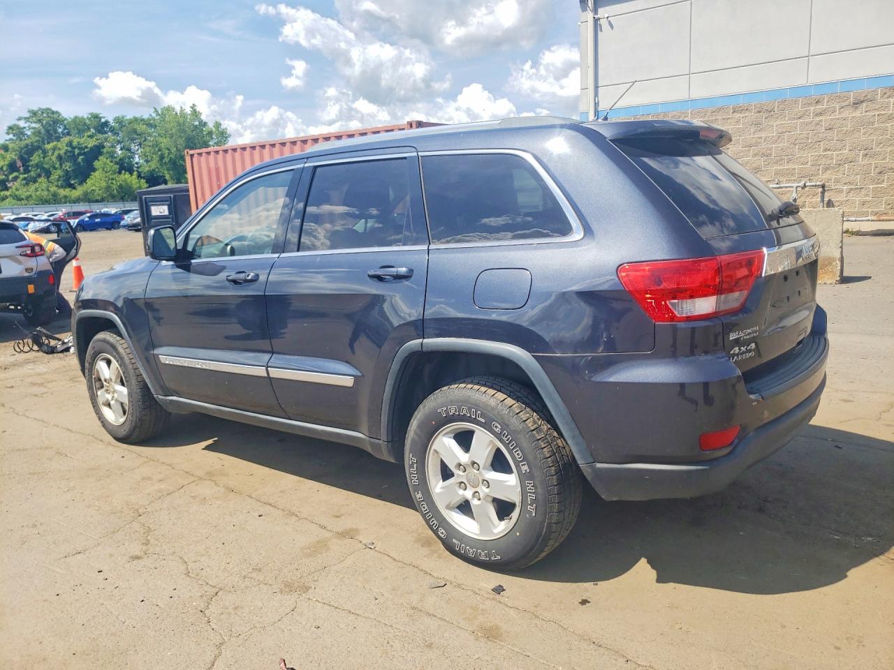 2013 Jeep Grand Cherokee Laredo Blue vin: 1C4RJFAG4DC635956