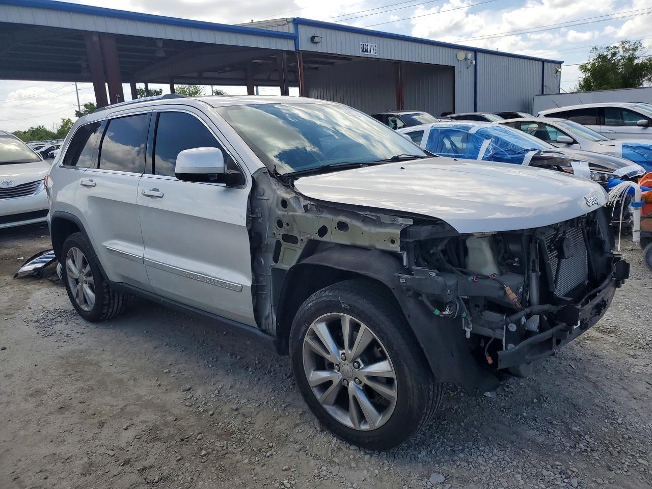 2013 Jeep Grand Cherokee Laredo Серебряный vin: 1C4RJFAG4DC644298