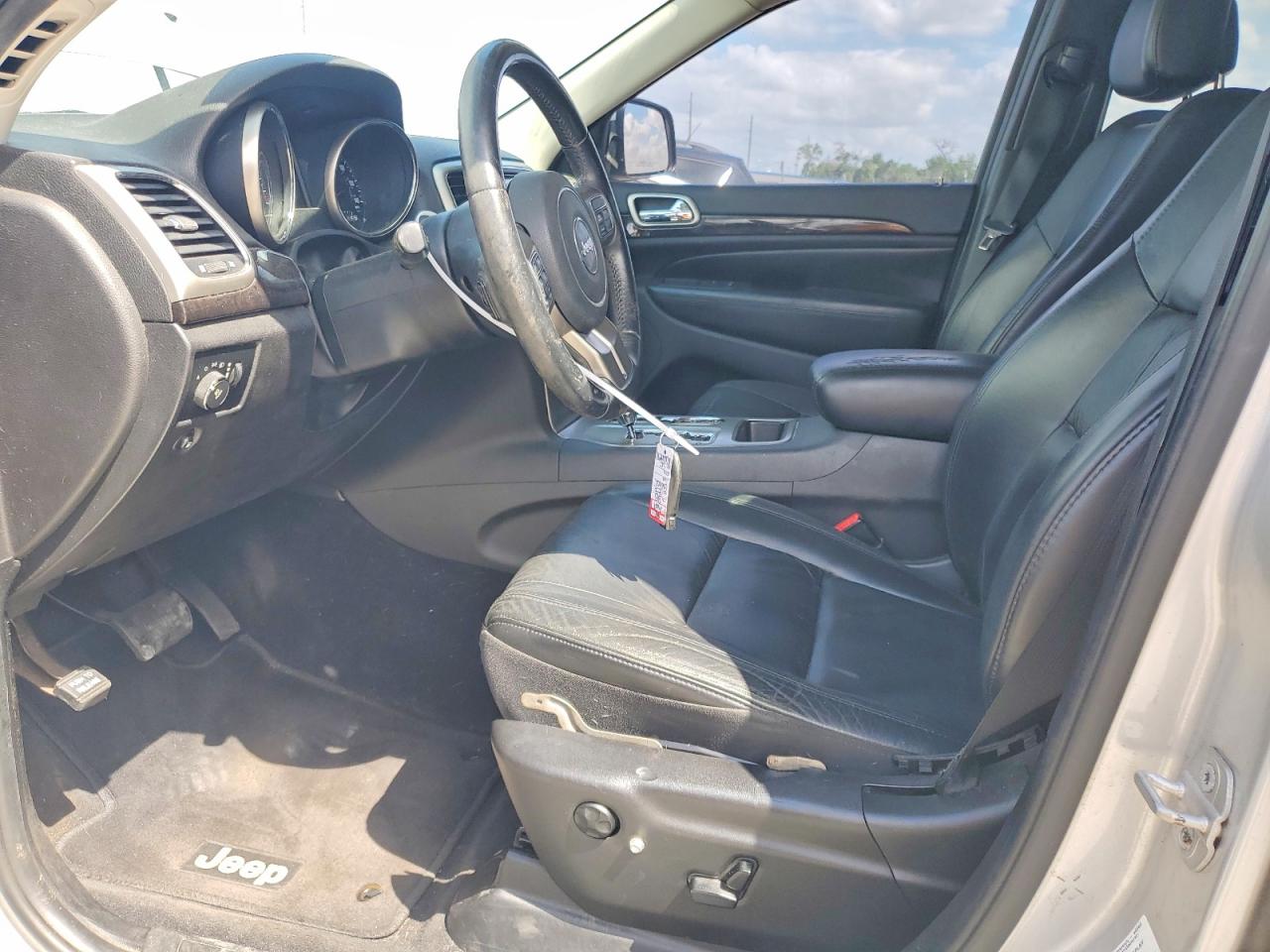 2013 Jeep Grand Cherokee Laredo Серебряный vin: 1C4RJFAG4DC644298