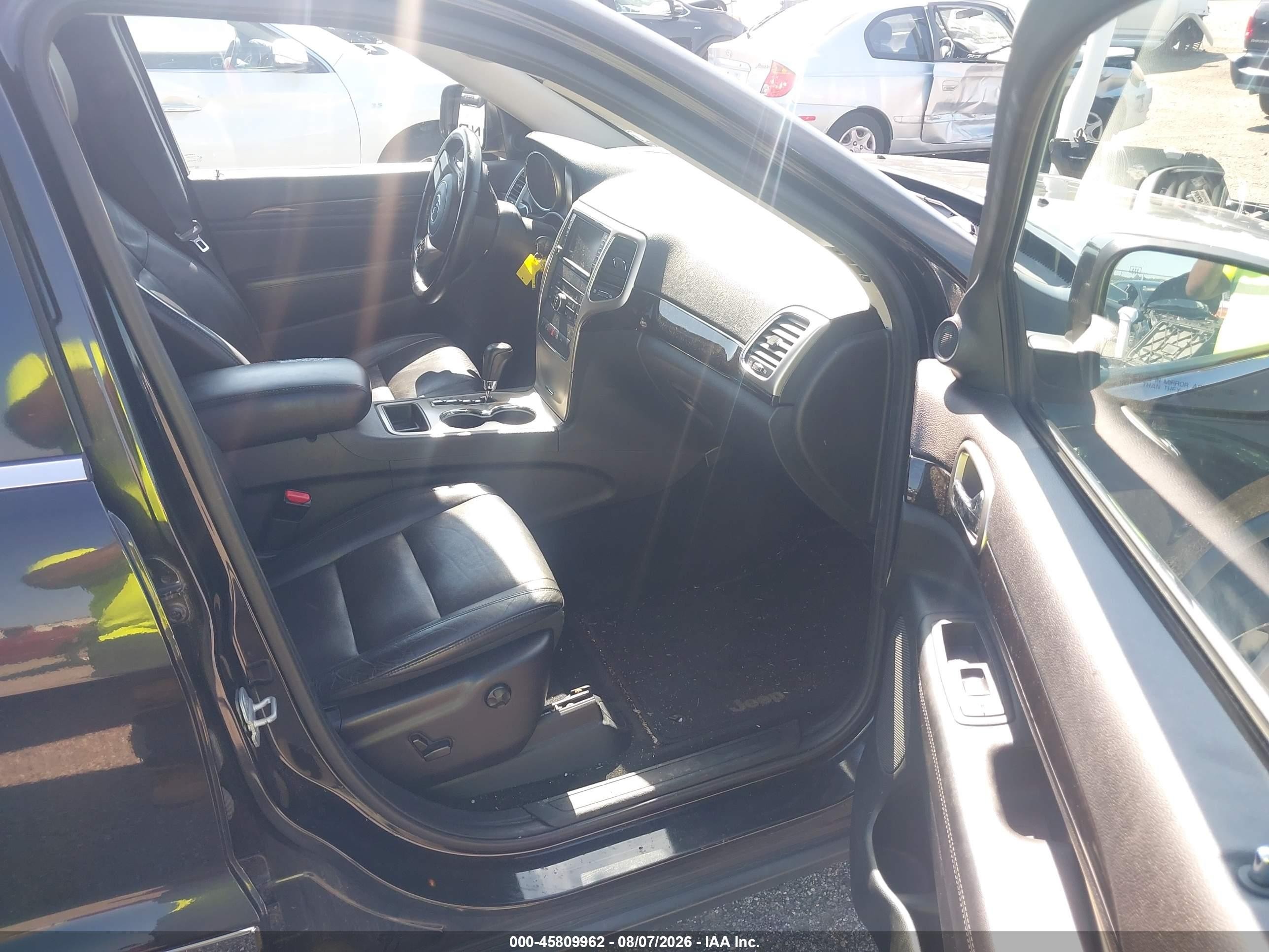 2013 Jeep Grand Cherokee Laredo Black vin: 1C4RJFAG4DC648044