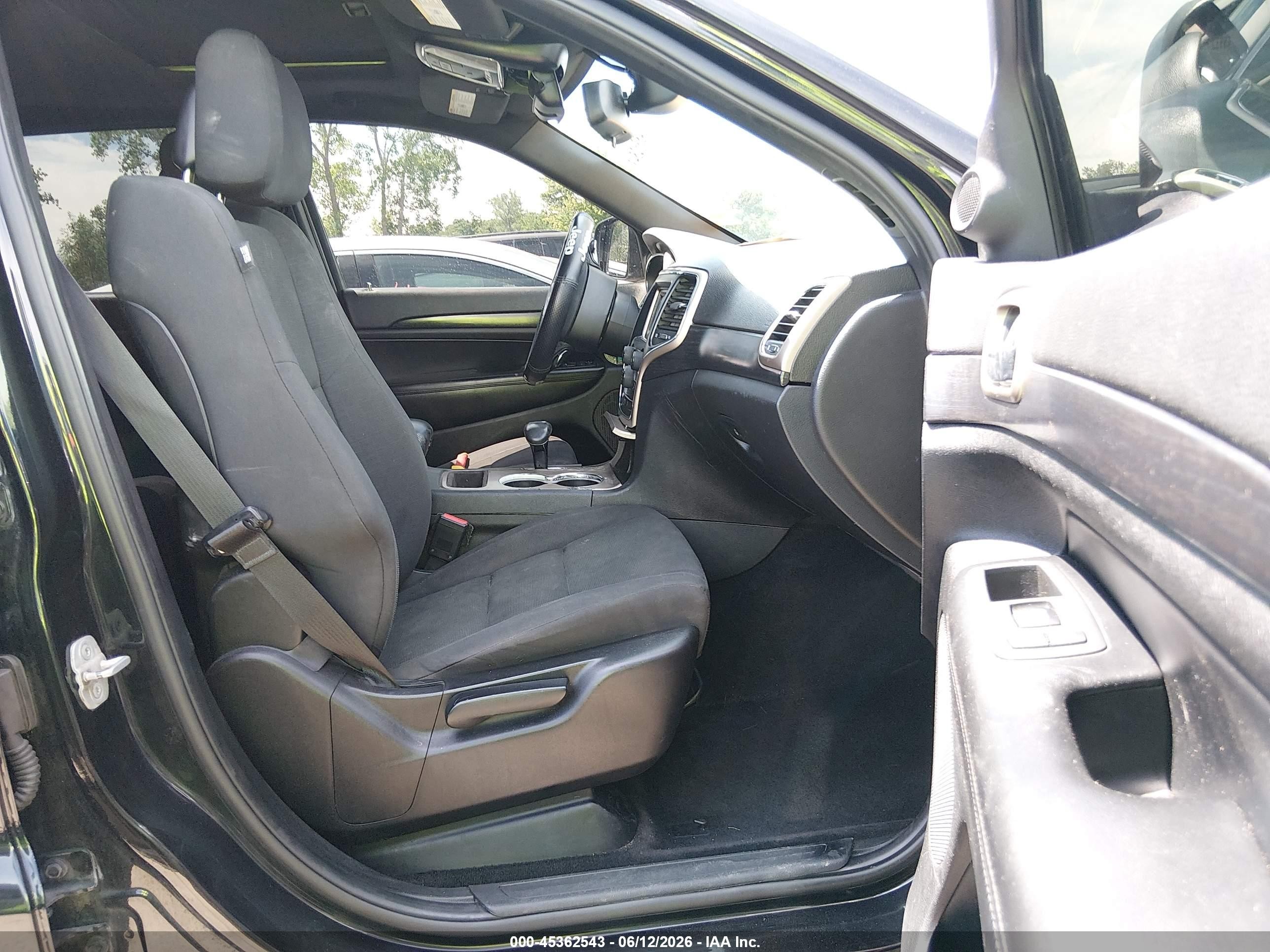 2014 Jeep Grand Cherokee Laredo Black vin: 1C4RJFAG4EC128086