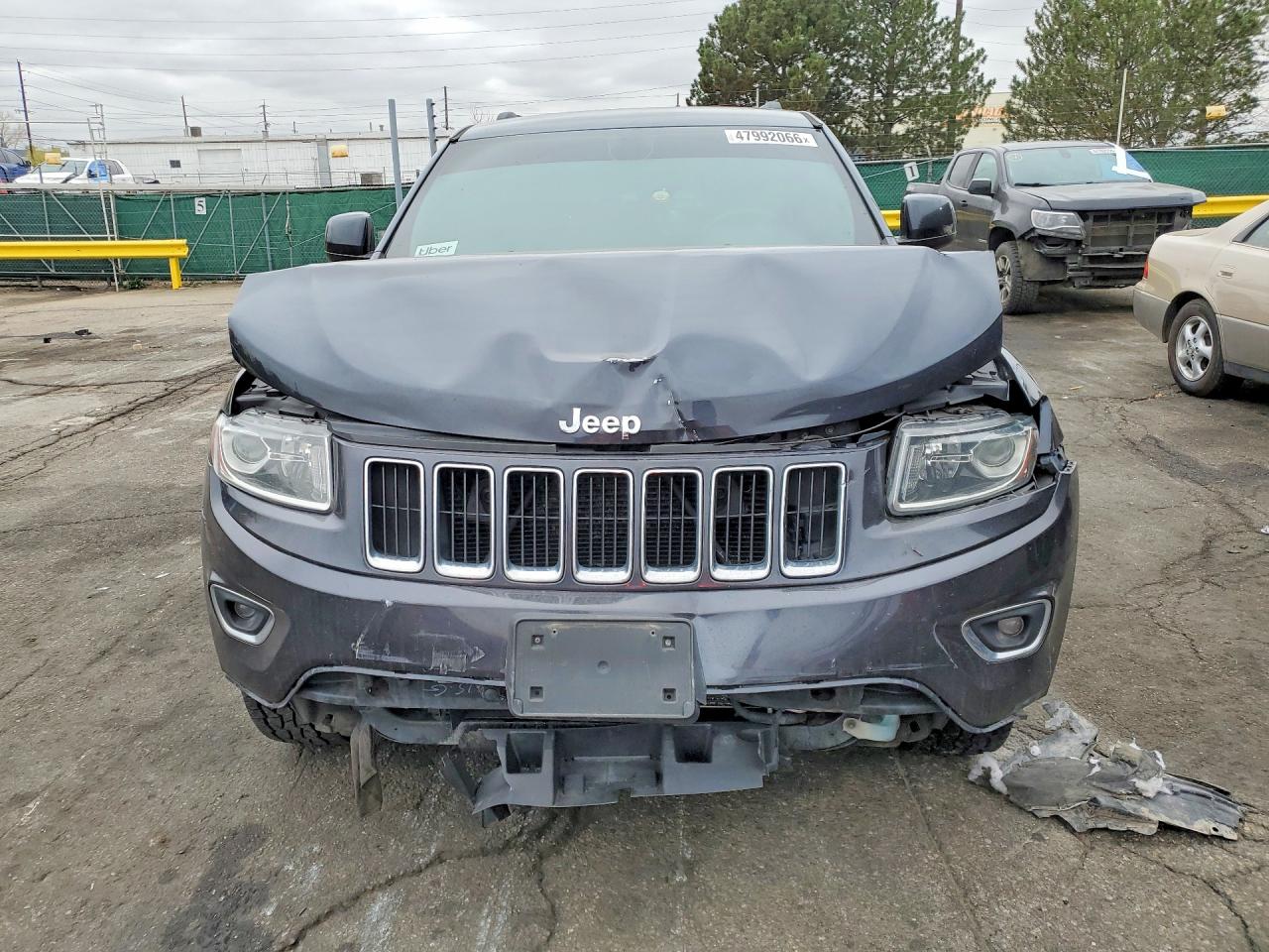 2014 Jeep Grand Cherokee Laredo Серый vin: 1C4RJFAG4EC199000