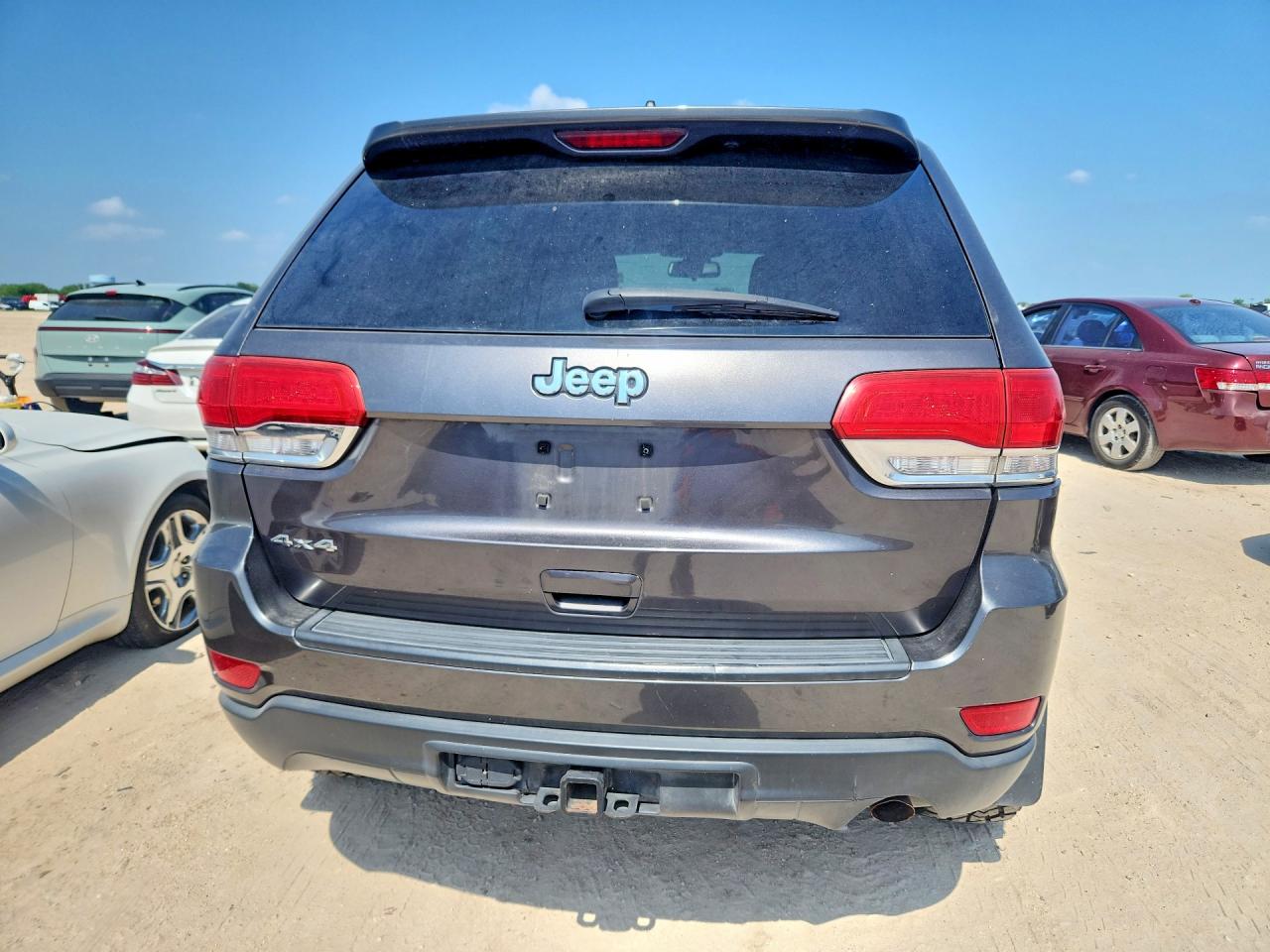 2014 Jeep Grand Cherokee Laredo Gray vin: 1C4RJFAG4EC218046