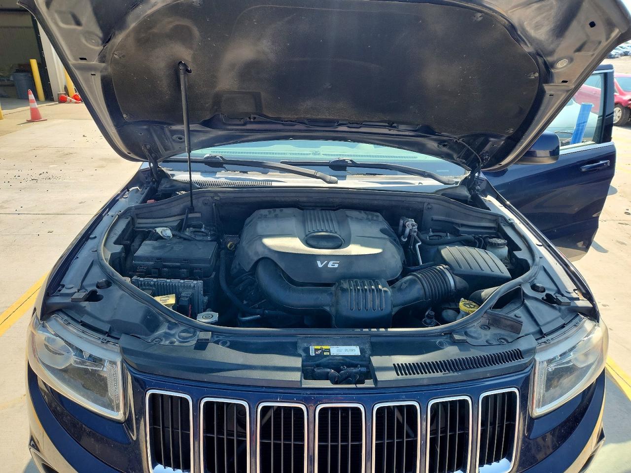 2014 Jeep Grand Cherokee Laredo Blue vin: 1C4RJFAG4EC242489