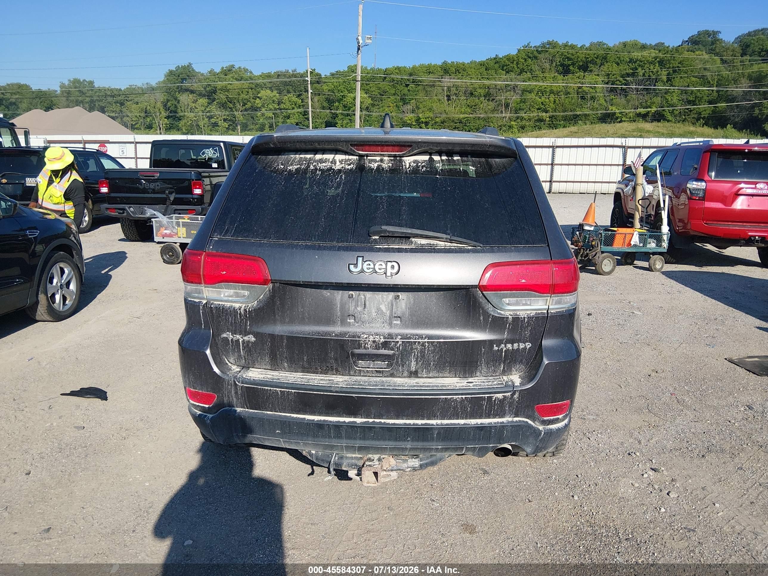 2014 Jeep Grand Cherokee Laredo Gray vin: 1C4RJFAG4EC256456