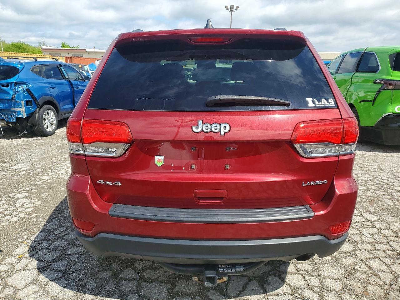 2014 Jeep Grand Cherokee Laredo Red vin: 1C4RJFAG4EC315148