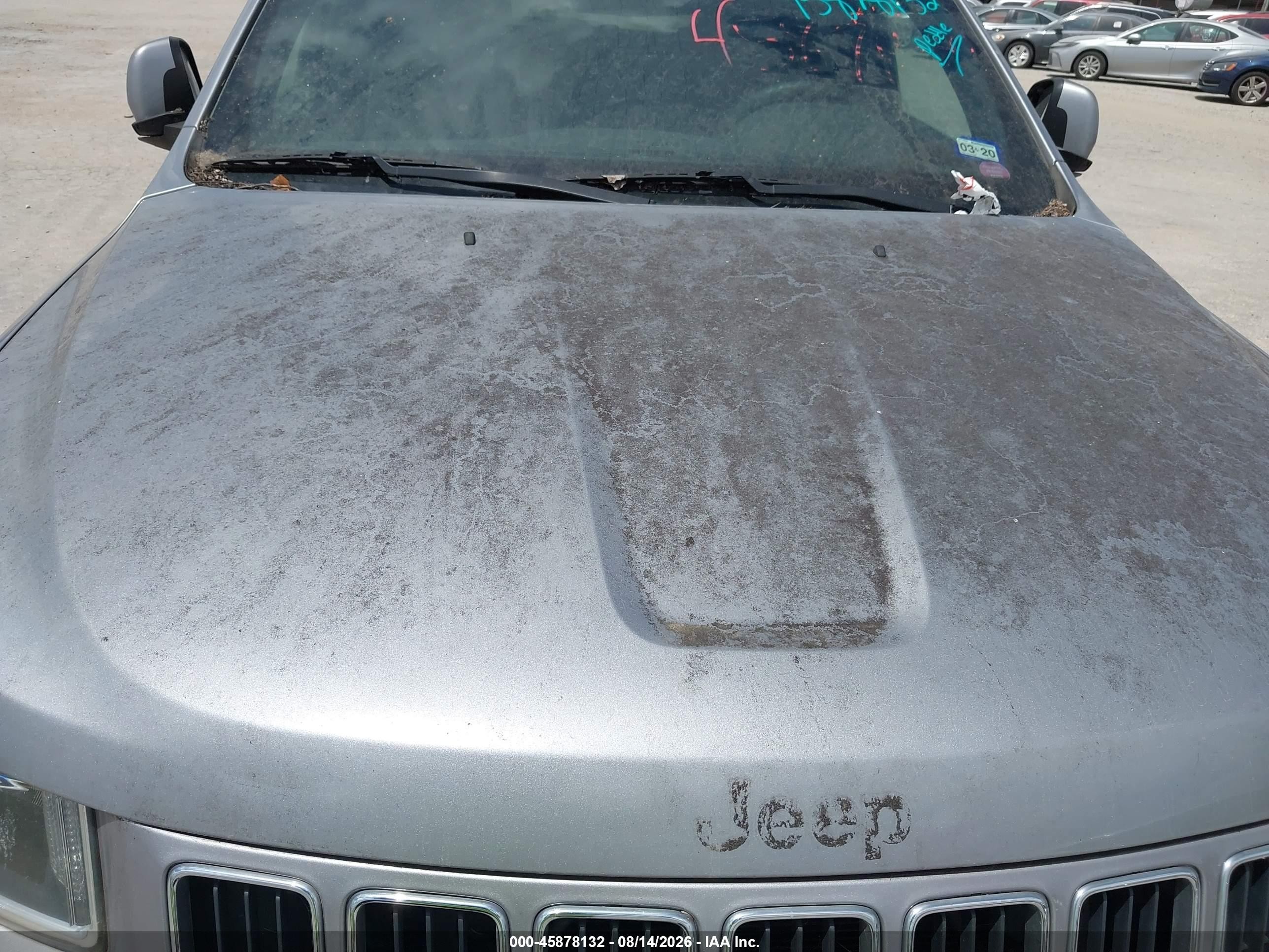 2014 Jeep Grand Cherokee Laredo Серебряный vin: 1C4RJFAG4EC372157