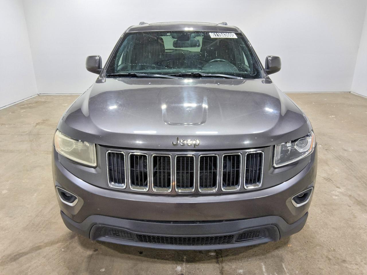 2014 Jeep Grand Cherokee Laredo Gray vin: 1C4RJFAG4EC448055