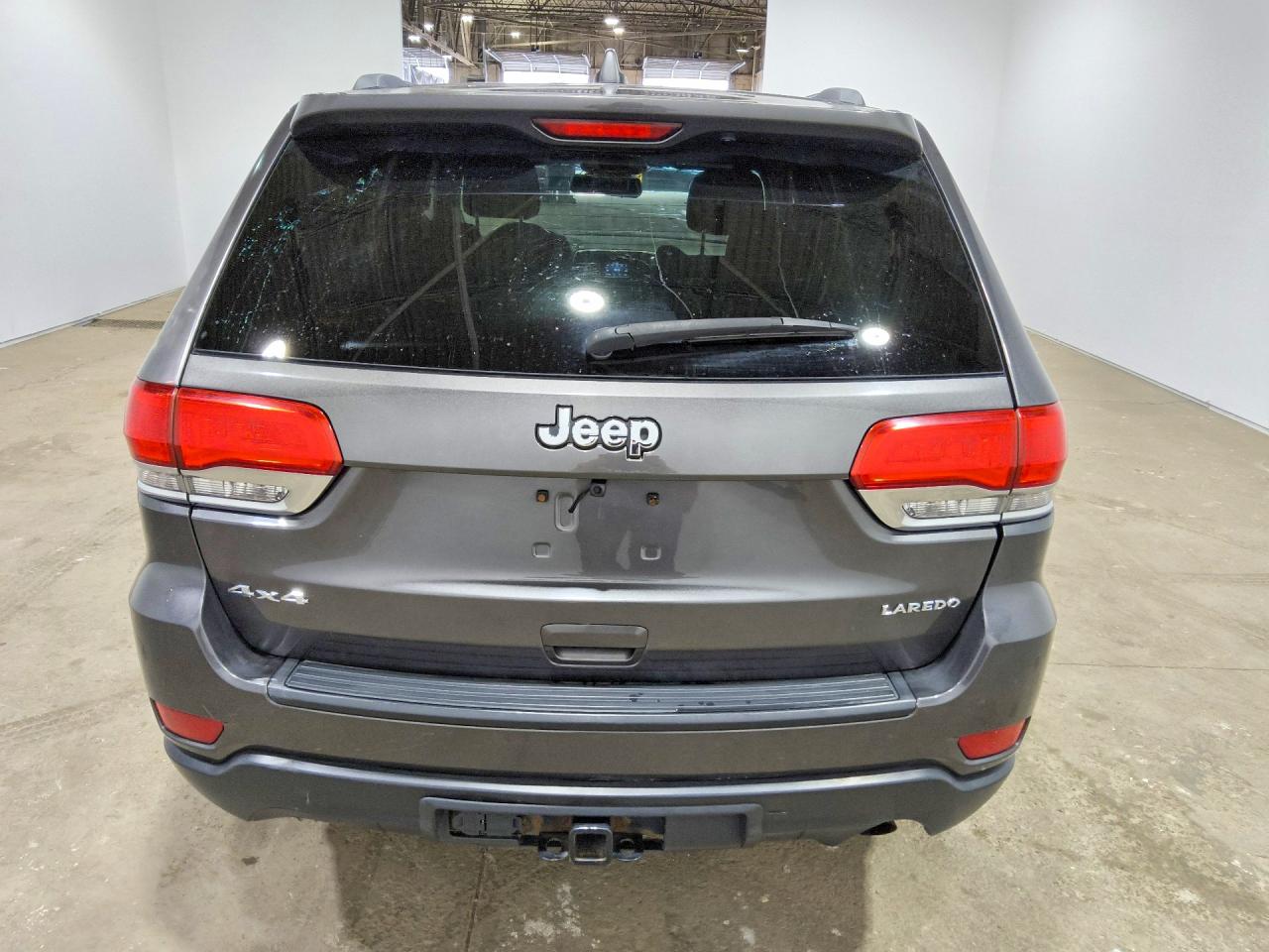 2014 Jeep Grand Cherokee Laredo Gray vin: 1C4RJFAG4EC448055